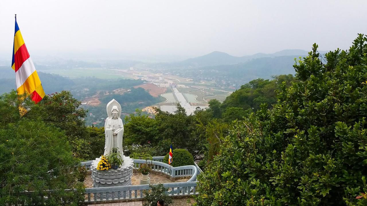 VN Travel Guide