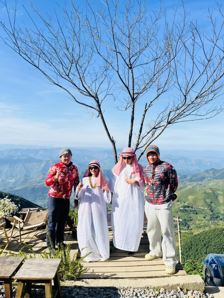VN Travel Guide