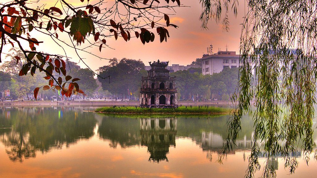 VN Travel Guide