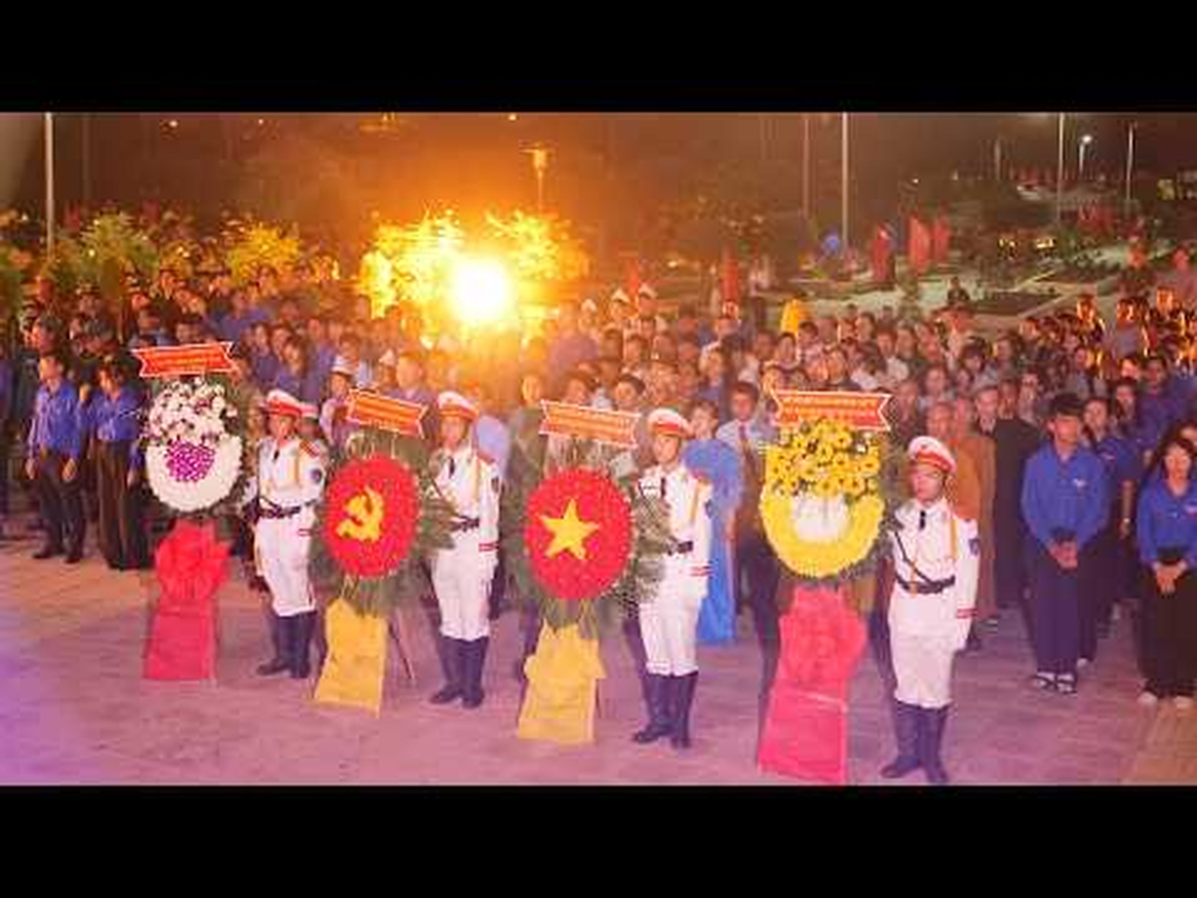 Thắp nến tri ân các Anh hùng liệt sĩ tại Nghĩa trang liệt sĩ Ninh Thuận - Hình 1