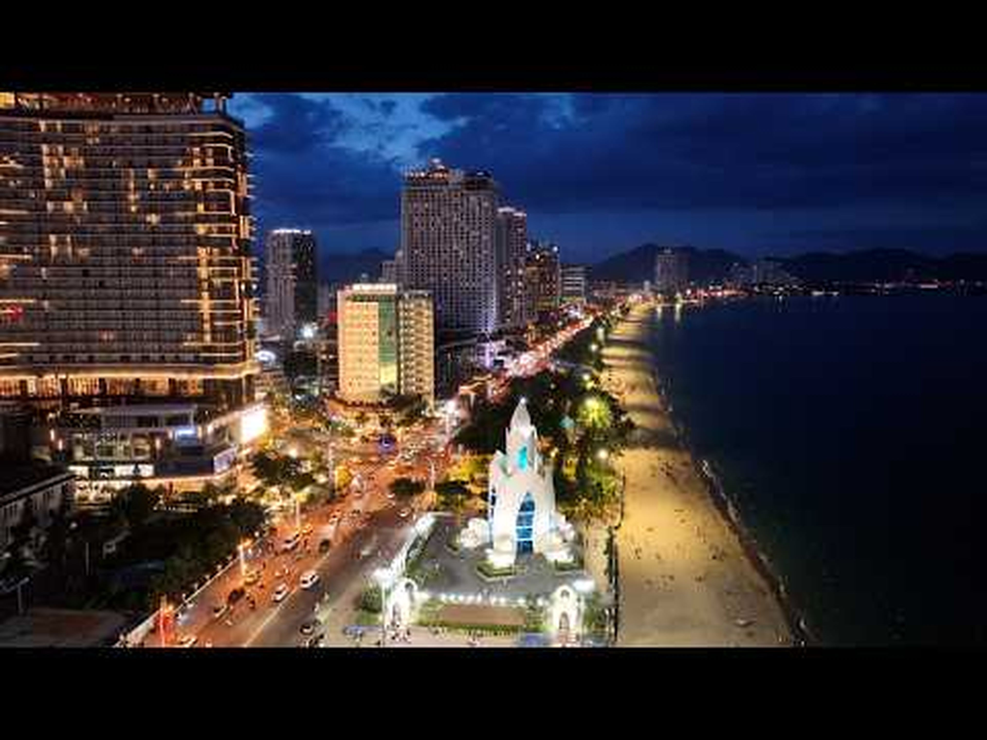 Seeing Nha Trang at Night from an Open-Top Bus - Hình 1