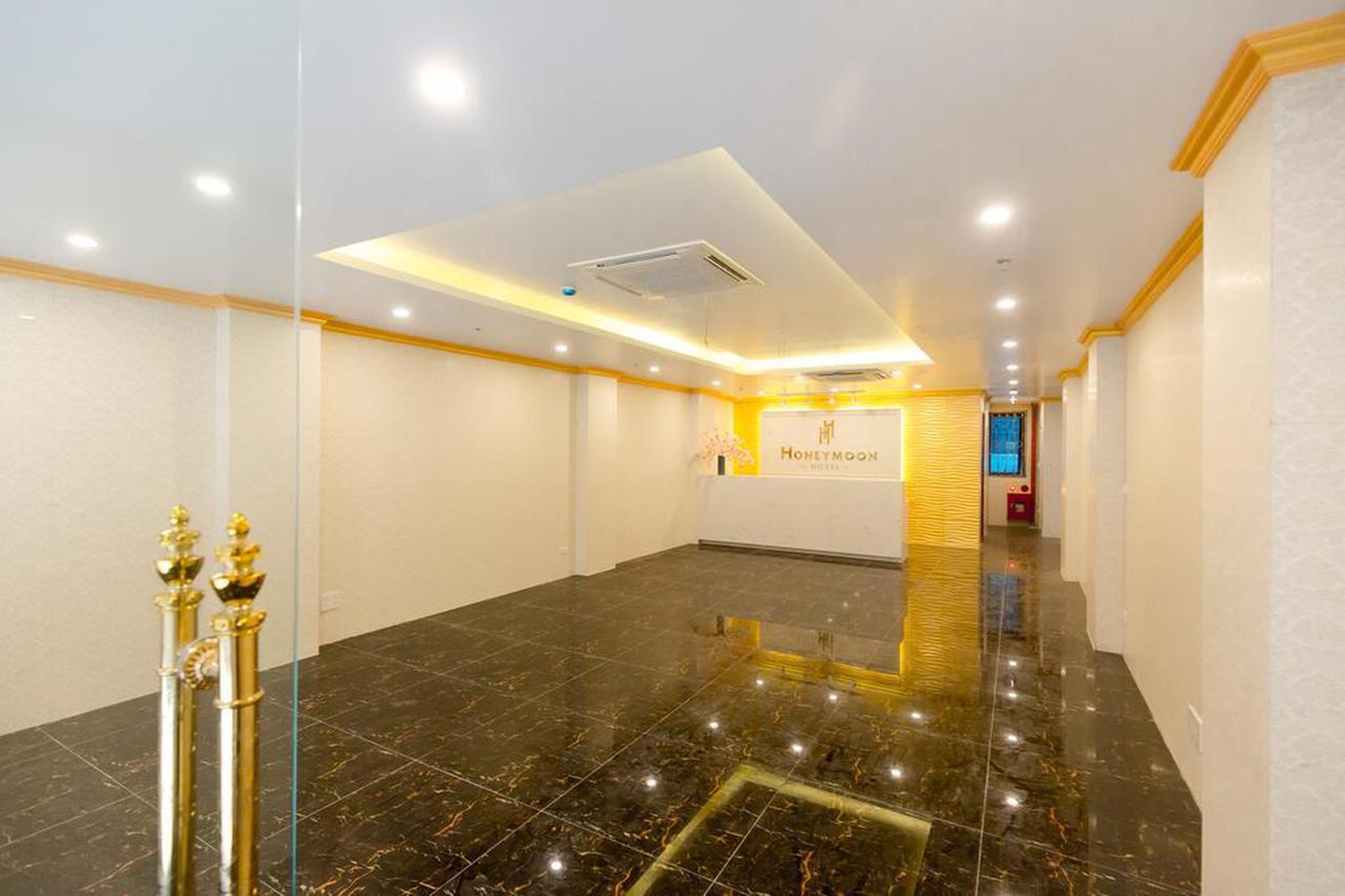 Gallery 5
