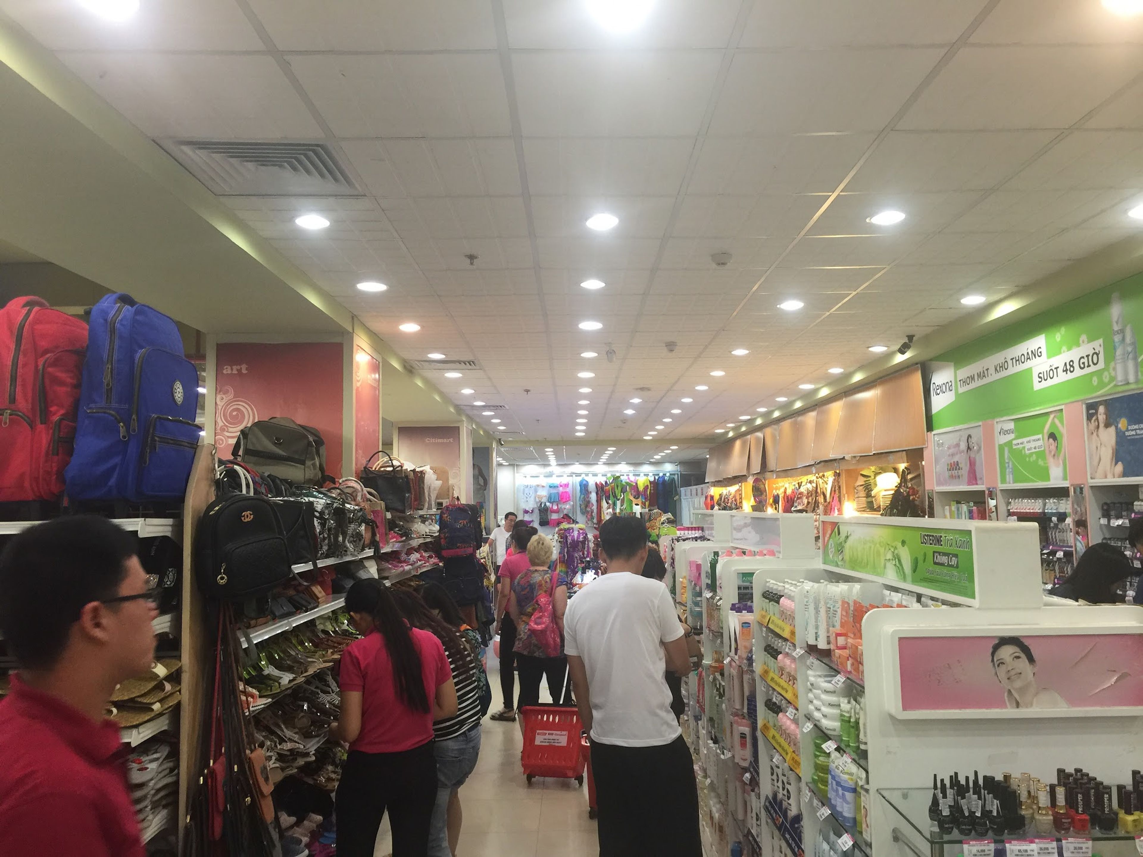 Nha Trang Center: рай для шопинга и развлечений - Hình 4