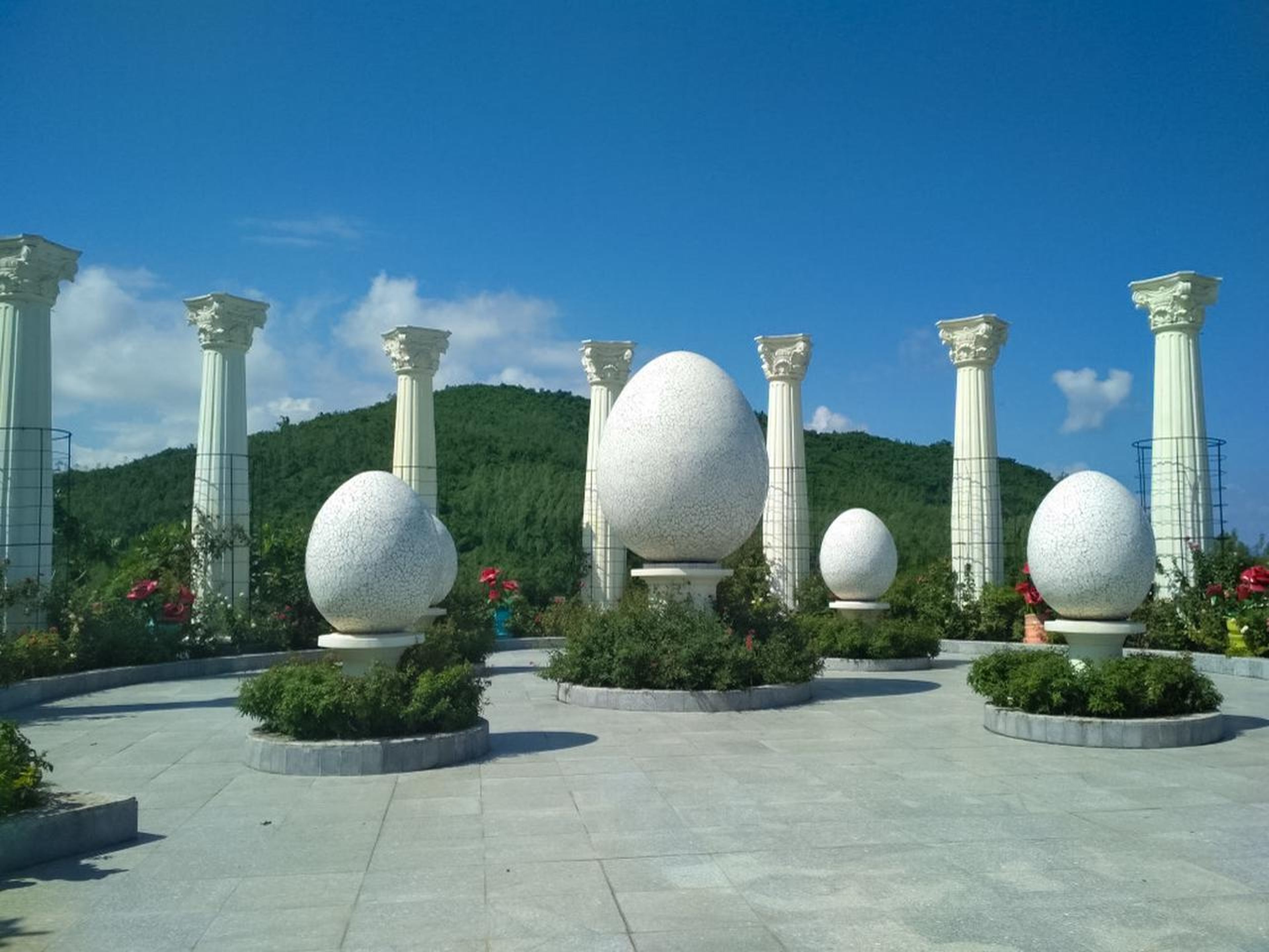 Hundred Eggs: A Unique Travel Experience in Nha Trang - Hình 4