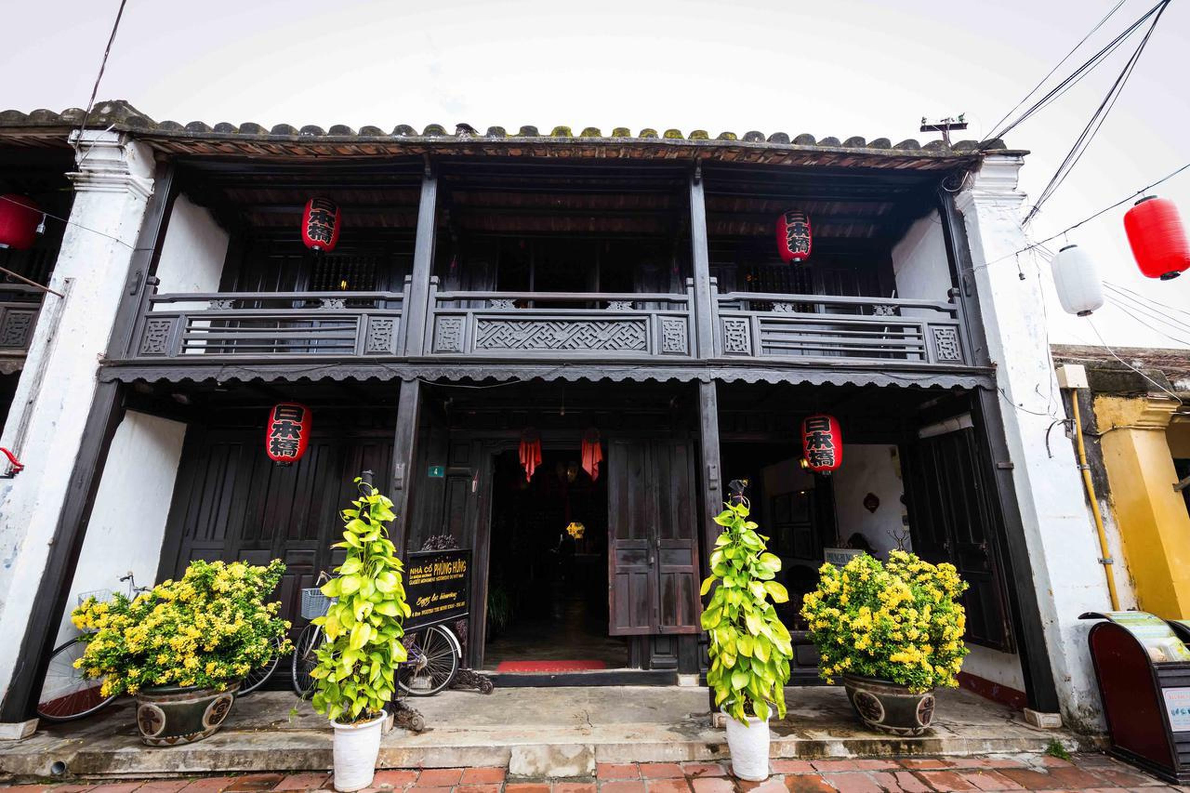 Gallery 4