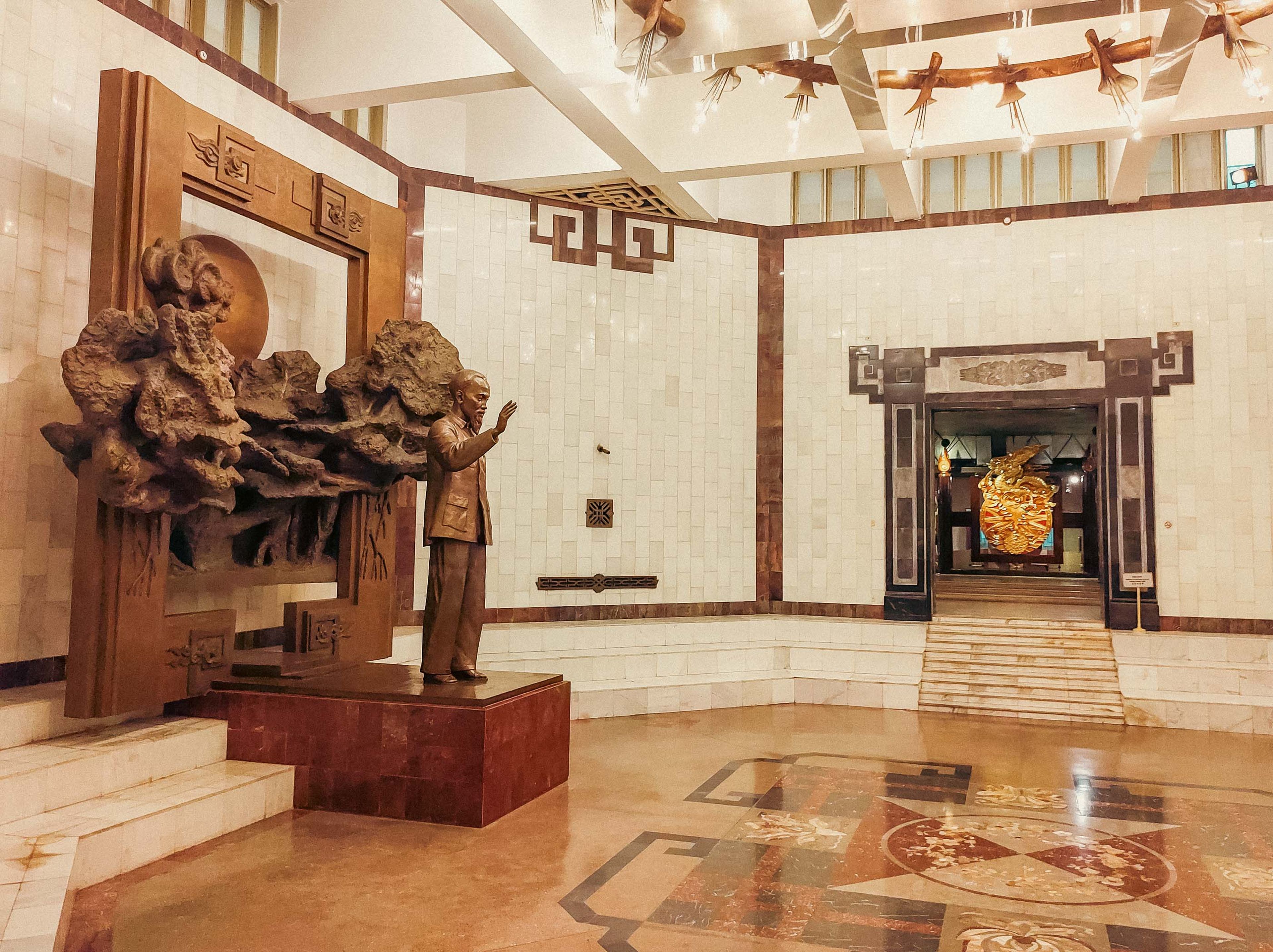 Gallery 5
