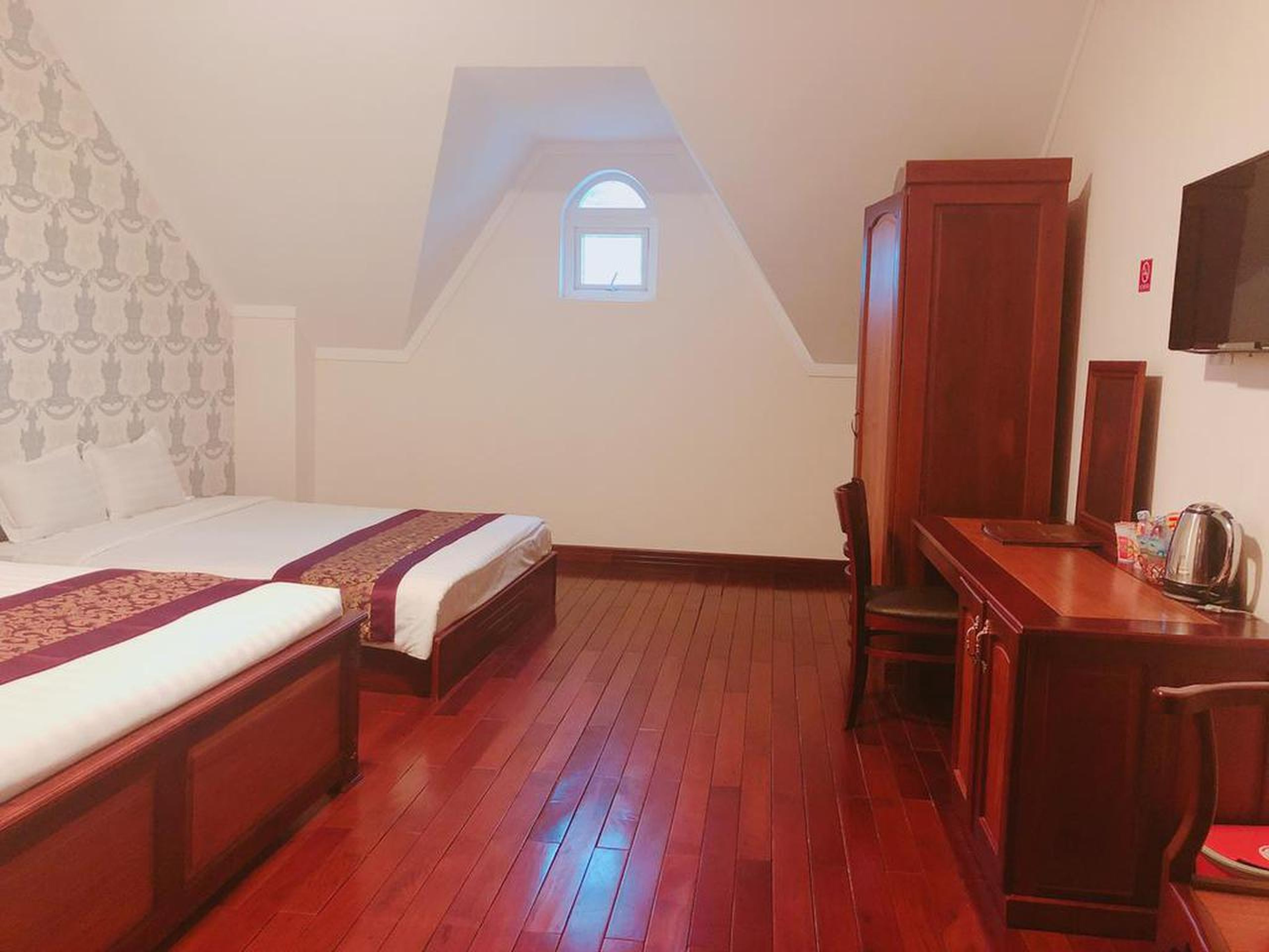Gallery 2