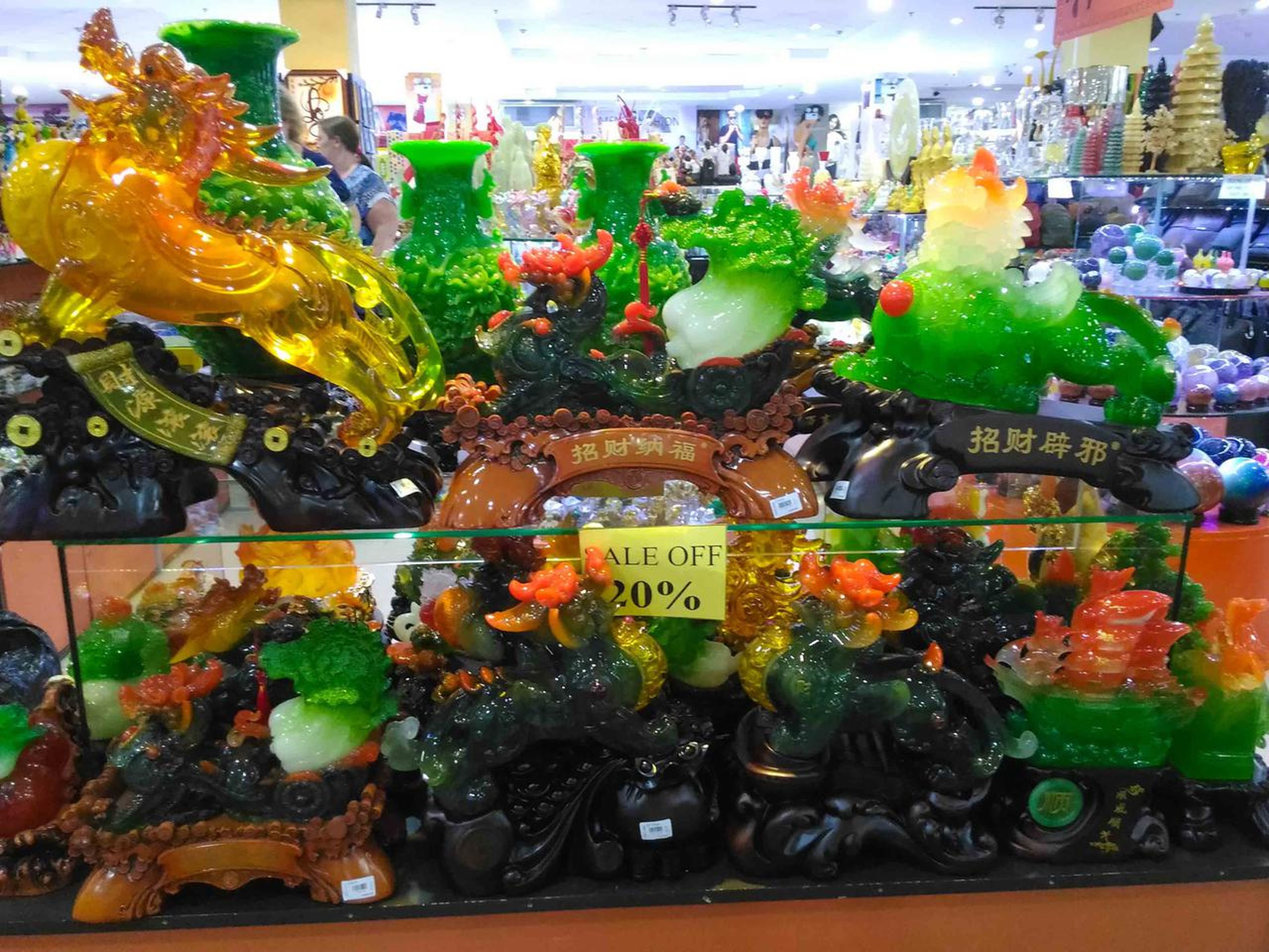 Maximark Nha Trang: The perfect shopping paradise for tourists. - Hình 2