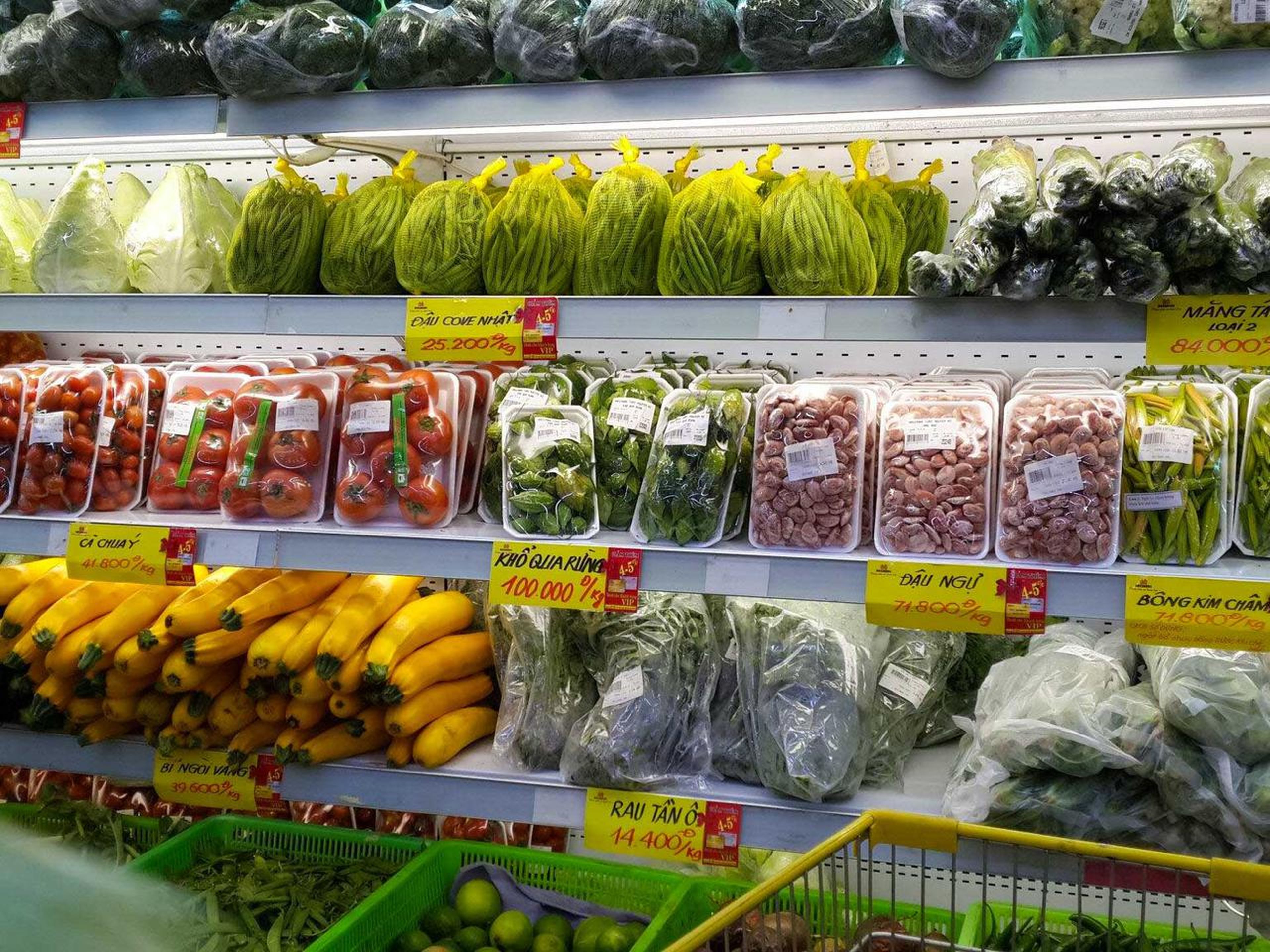Maximark Nha Trang: The perfect shopping paradise for tourists. - Hình 10