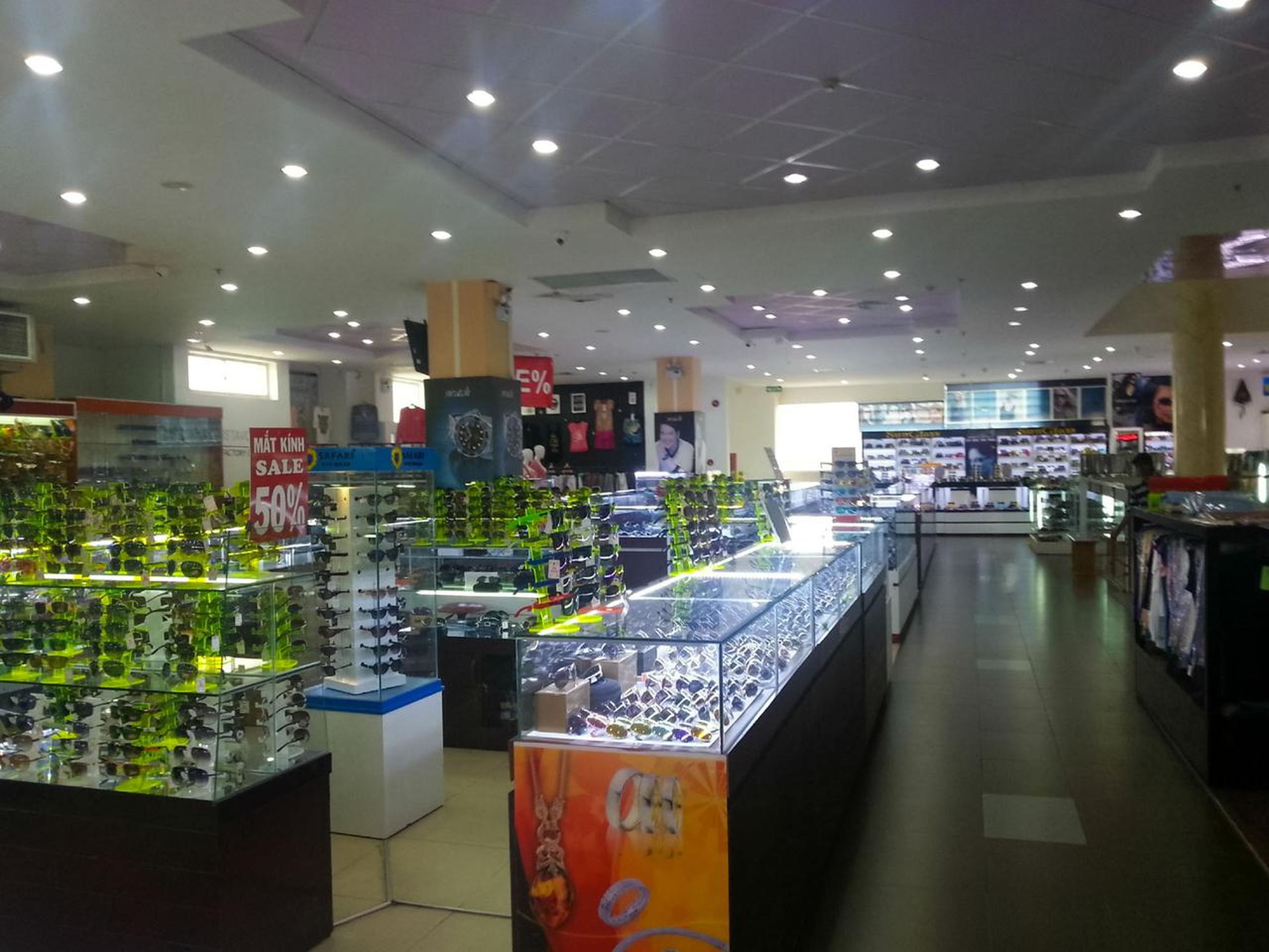 Maximark Nha Trang: The perfect shopping paradise for tourists. - Hình 15
