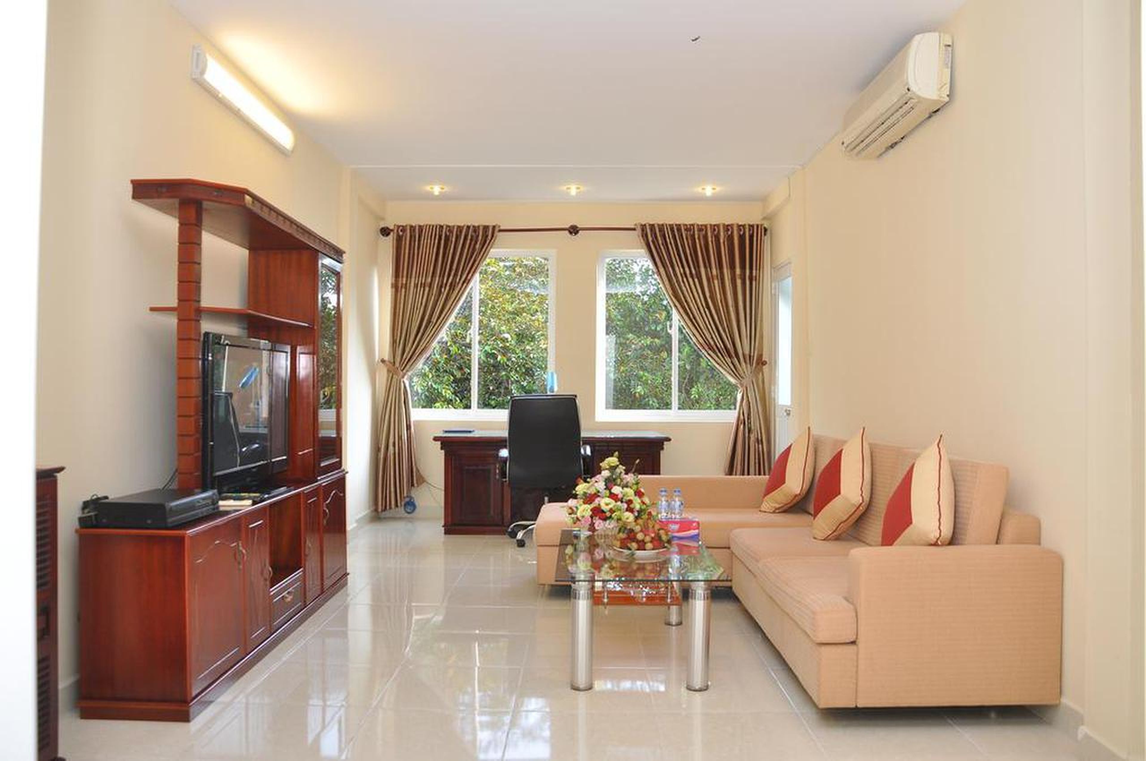 Gallery 2