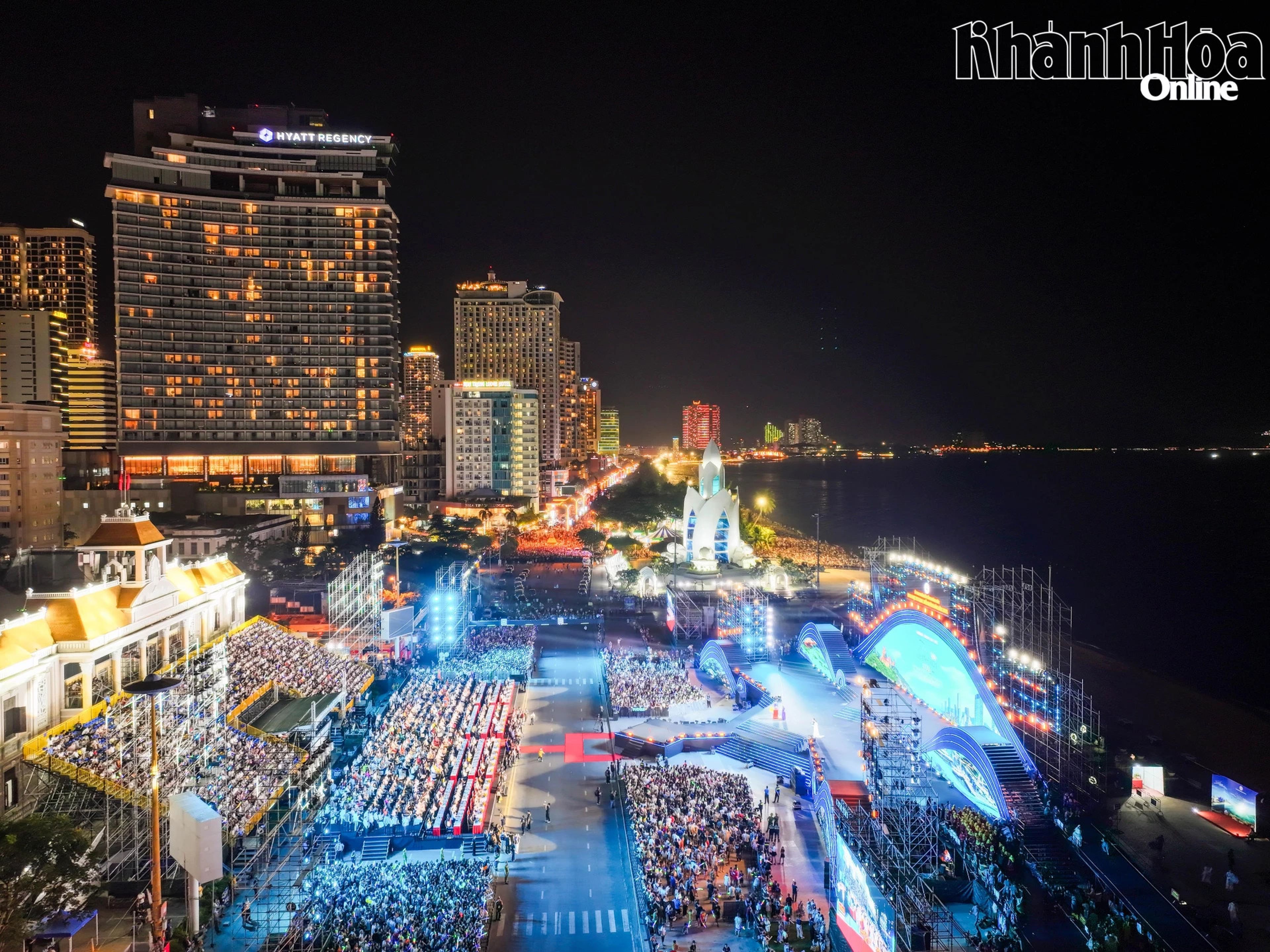 Đêm khai mạc Festival Biển Khánh Hòa 2026 - Hình 3