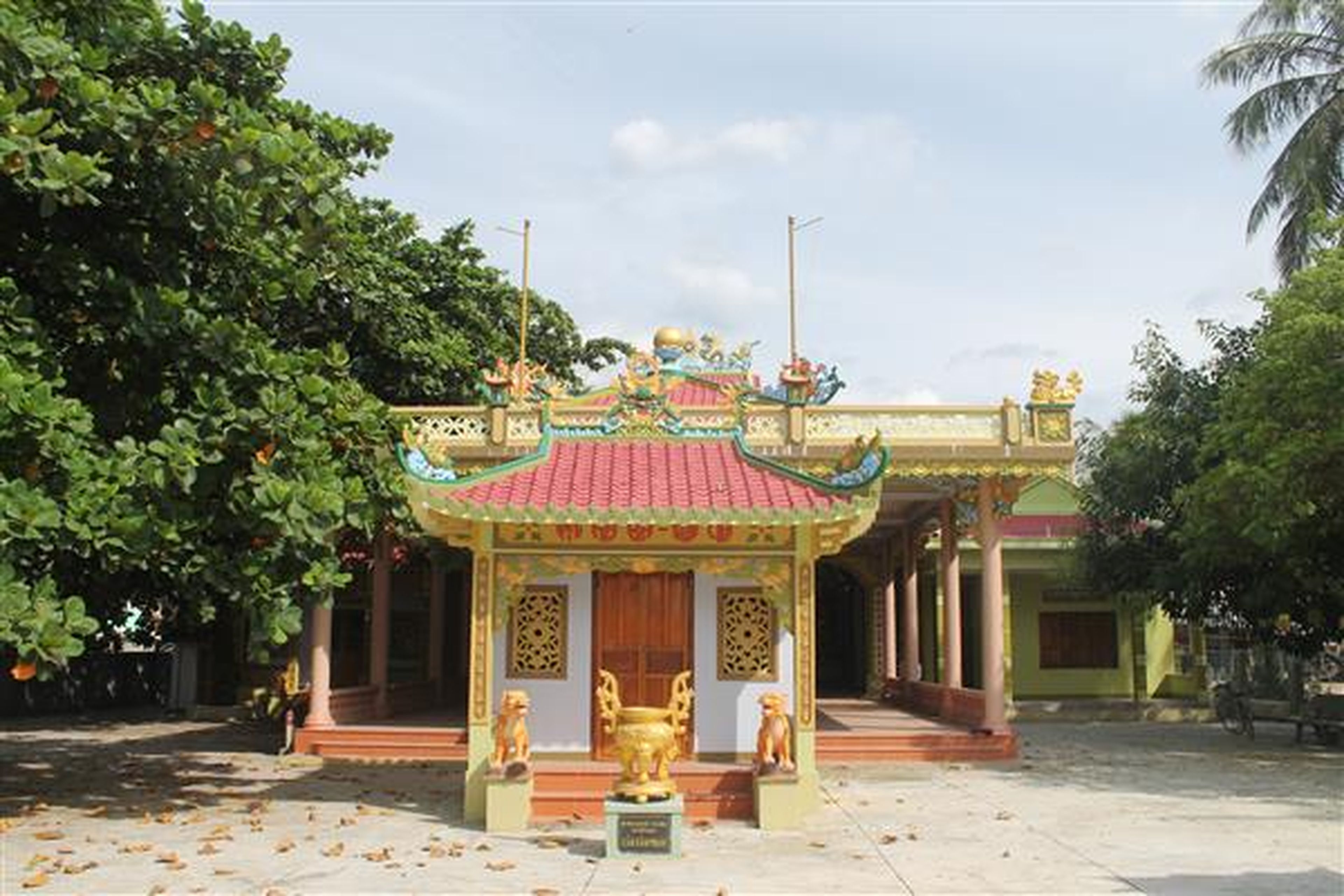Luong Hai Mausoleum - Hình 1