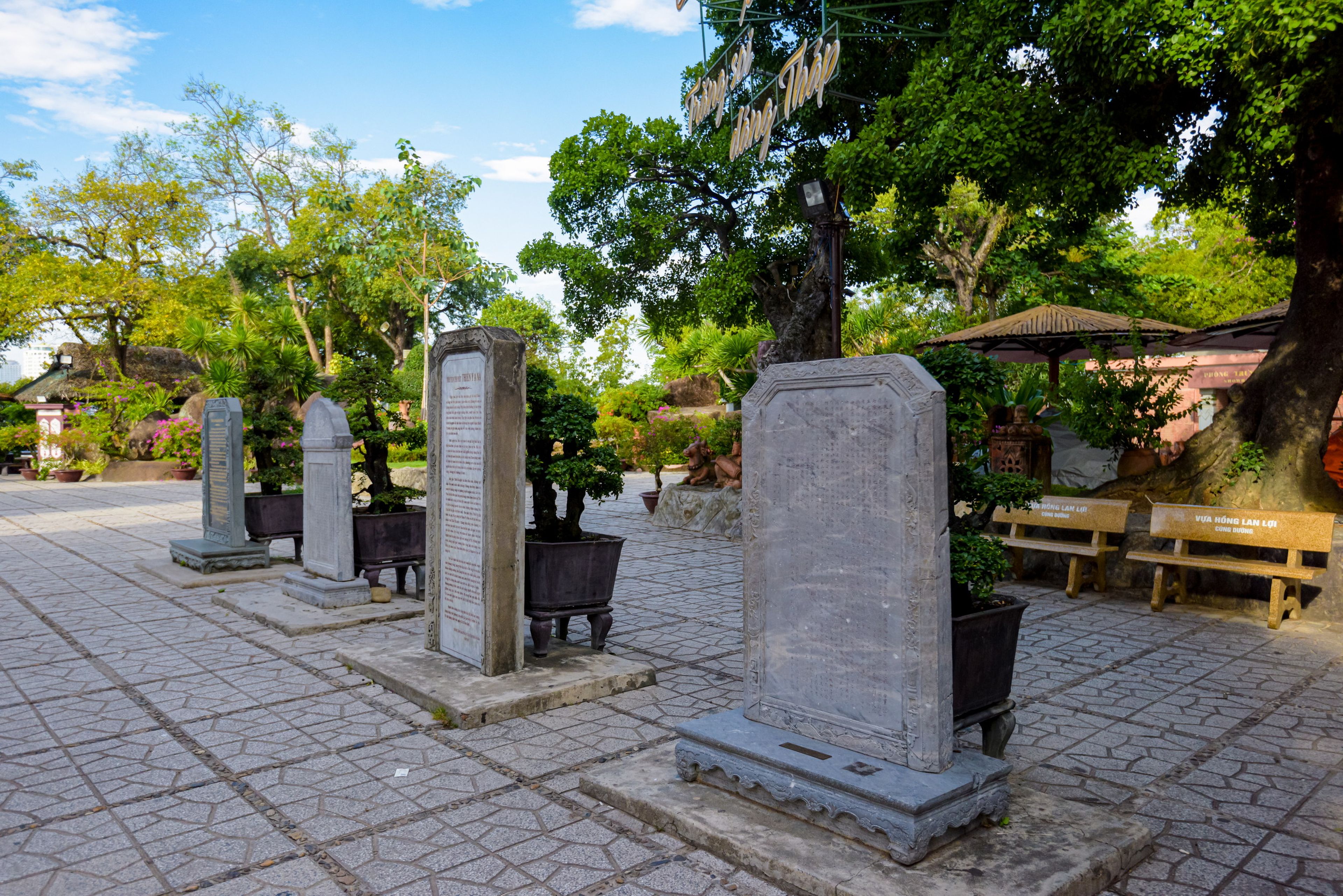 婆那加占婆塔 - Hình 12