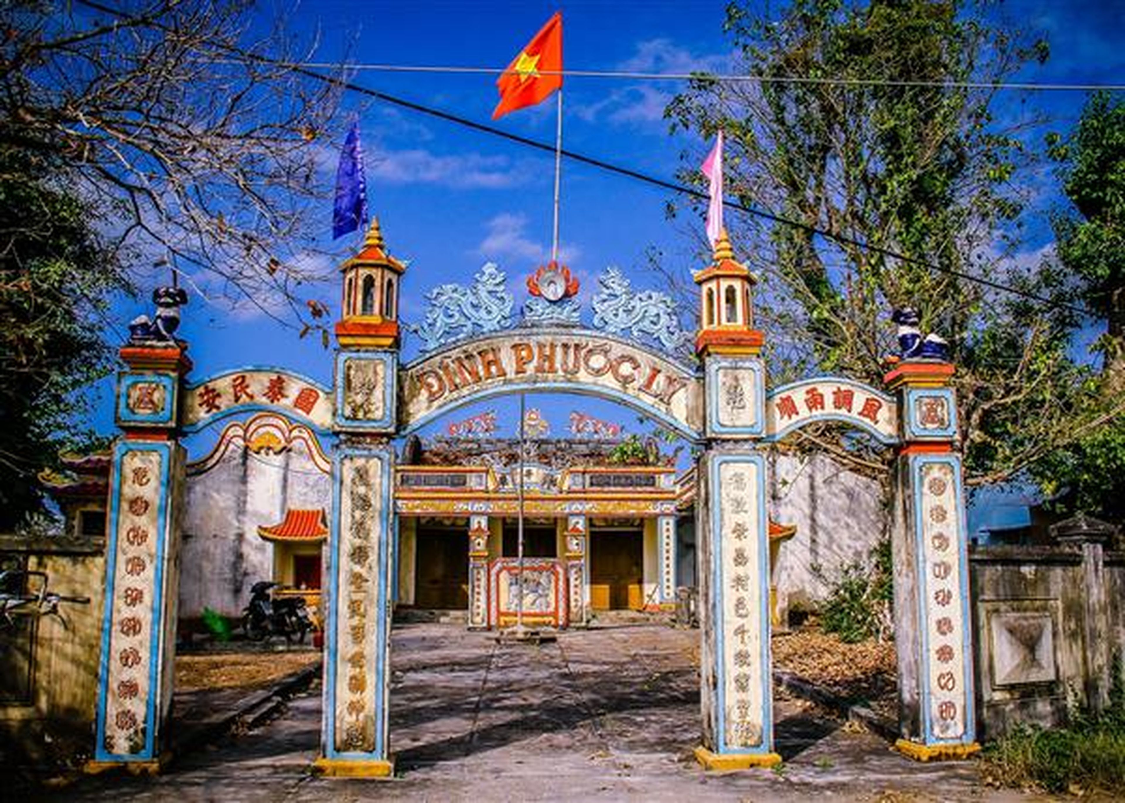Phuoc Ly Communal House - Hình 1