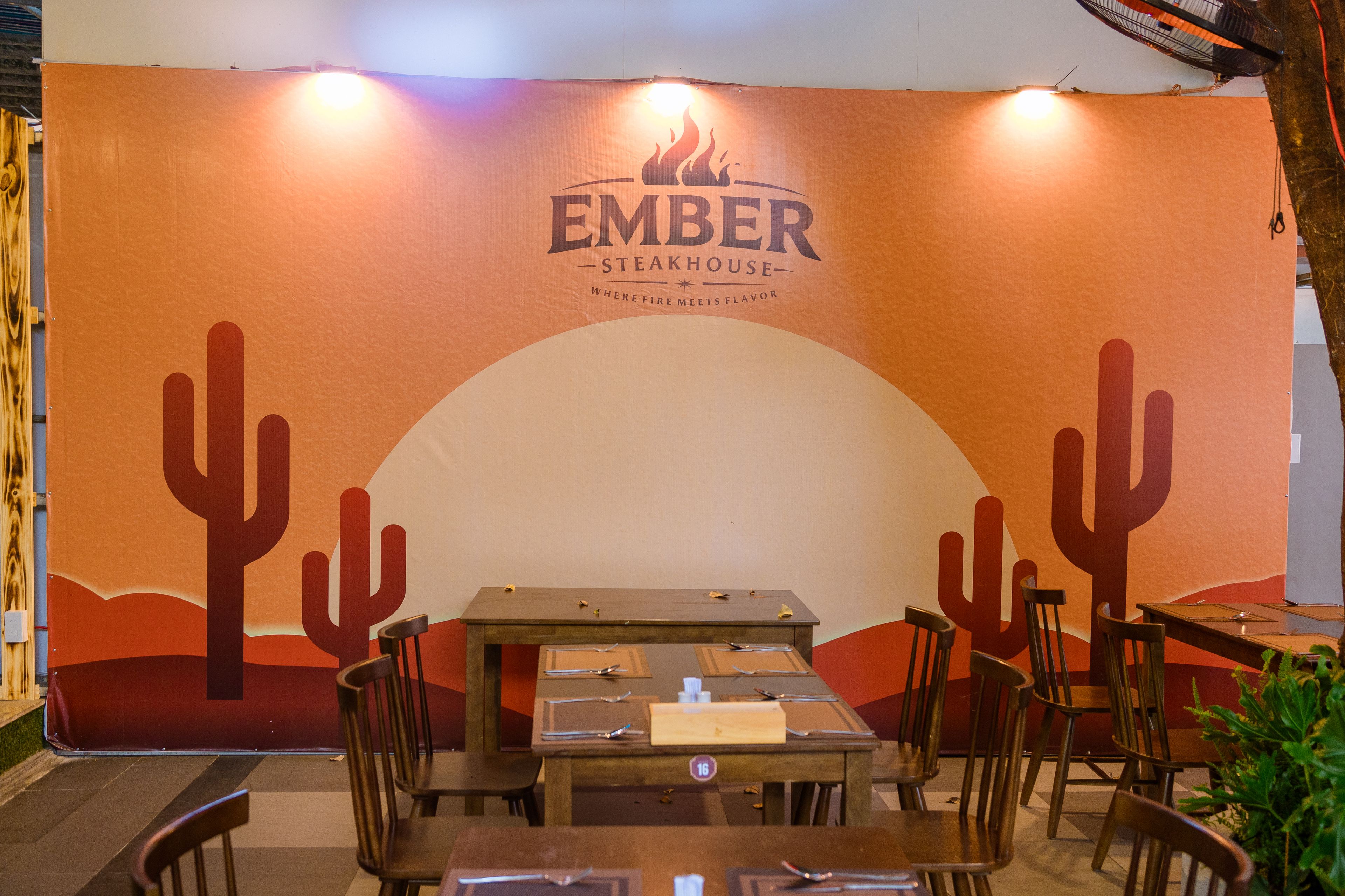 Ember Steakhouse Nha Trang - Hình 5