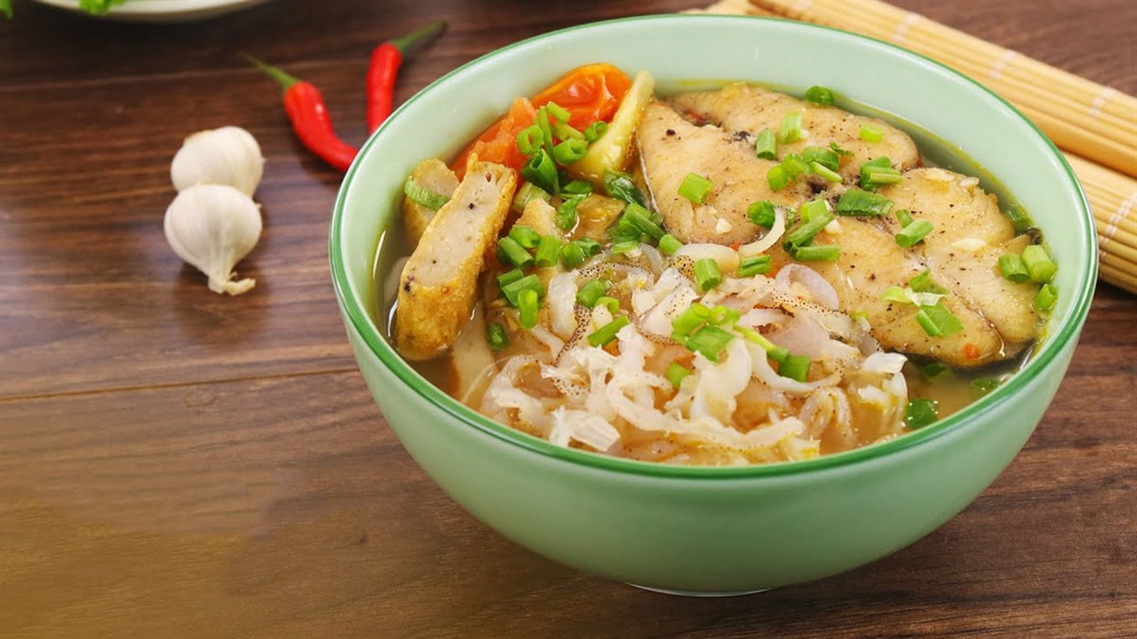 Nha Trang Jellyfish Vermicelli: A pure, refreshing taste from the ocean - Hình 1
