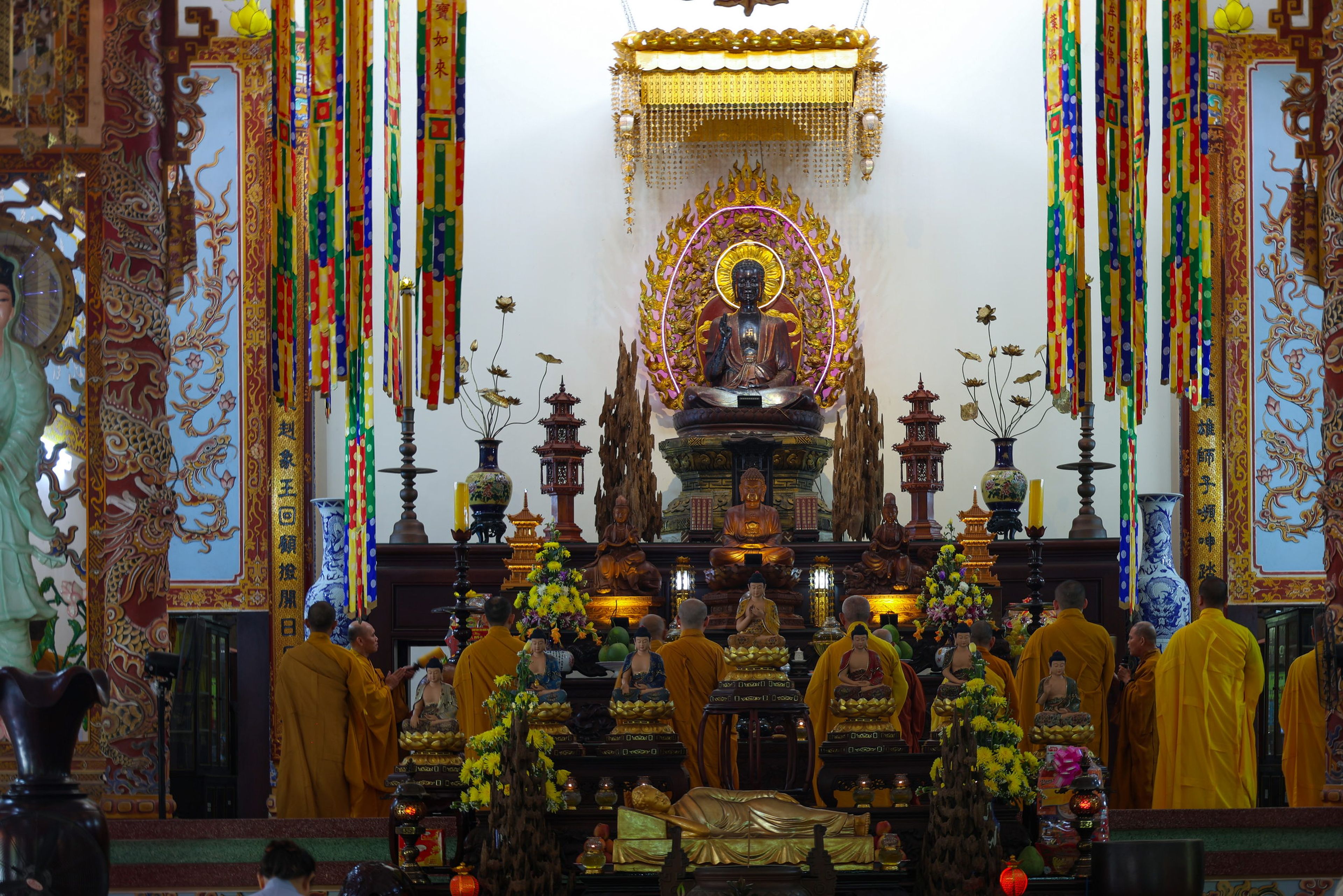 Chùa Long Sơn - Hình 19