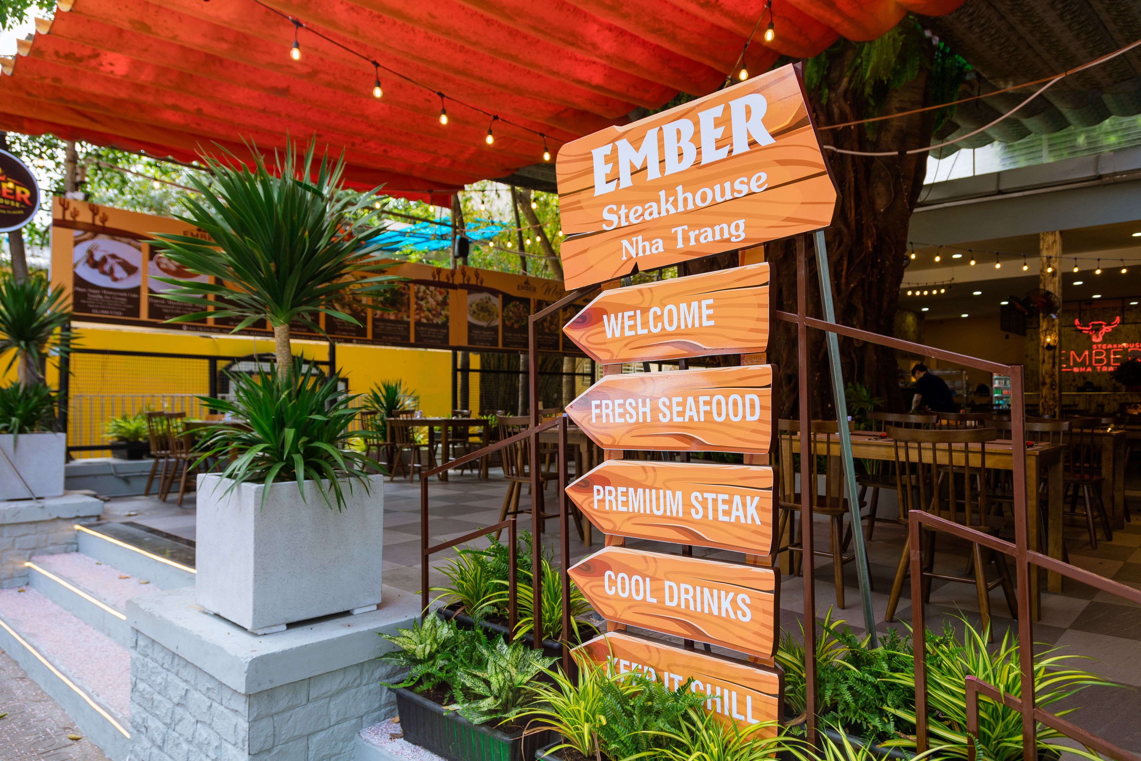 Ember Steakhouse Nha Trang - Hình 1
