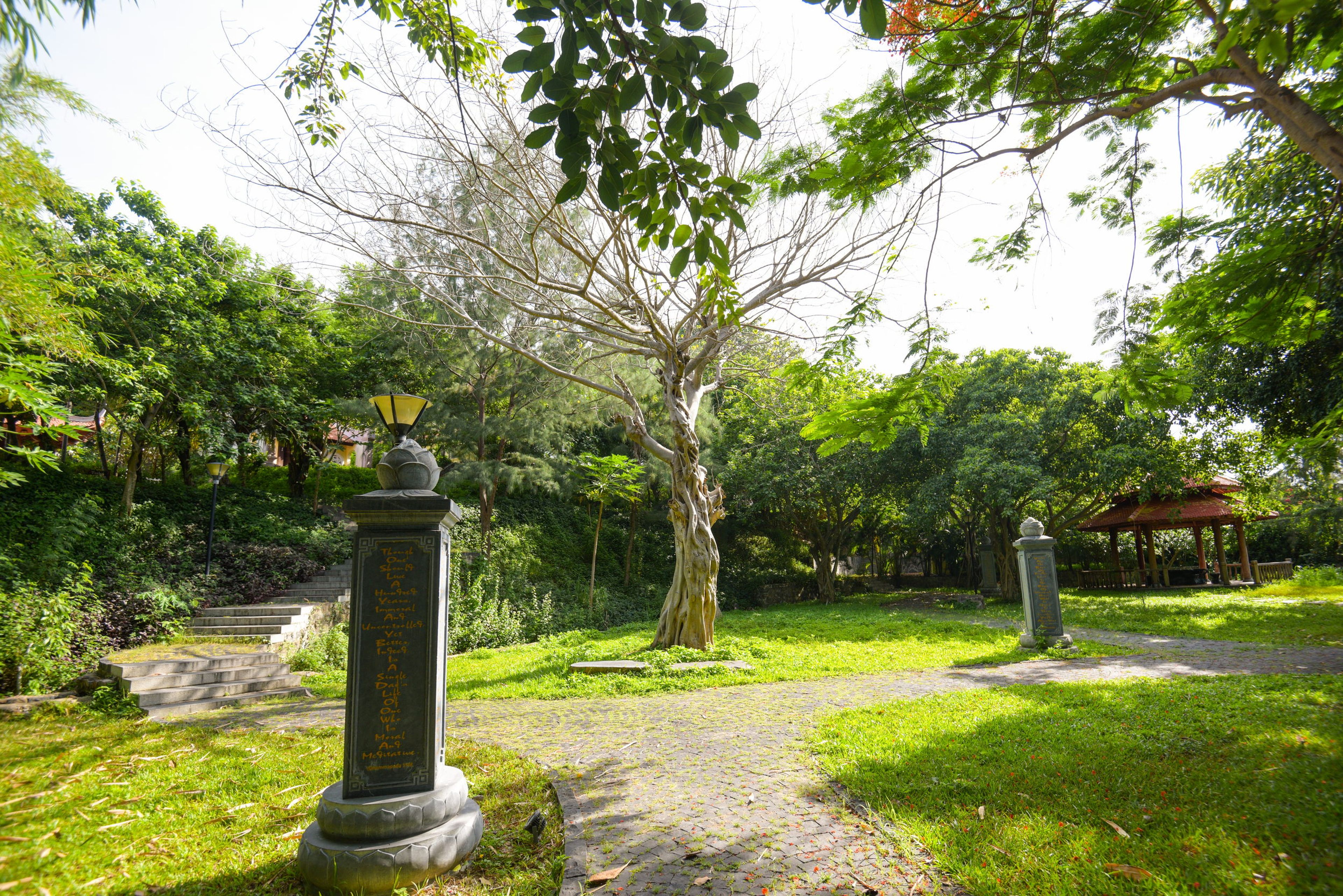 Truc Lam Tinh Vien - Vinpearl Nha Trang - Hình 40