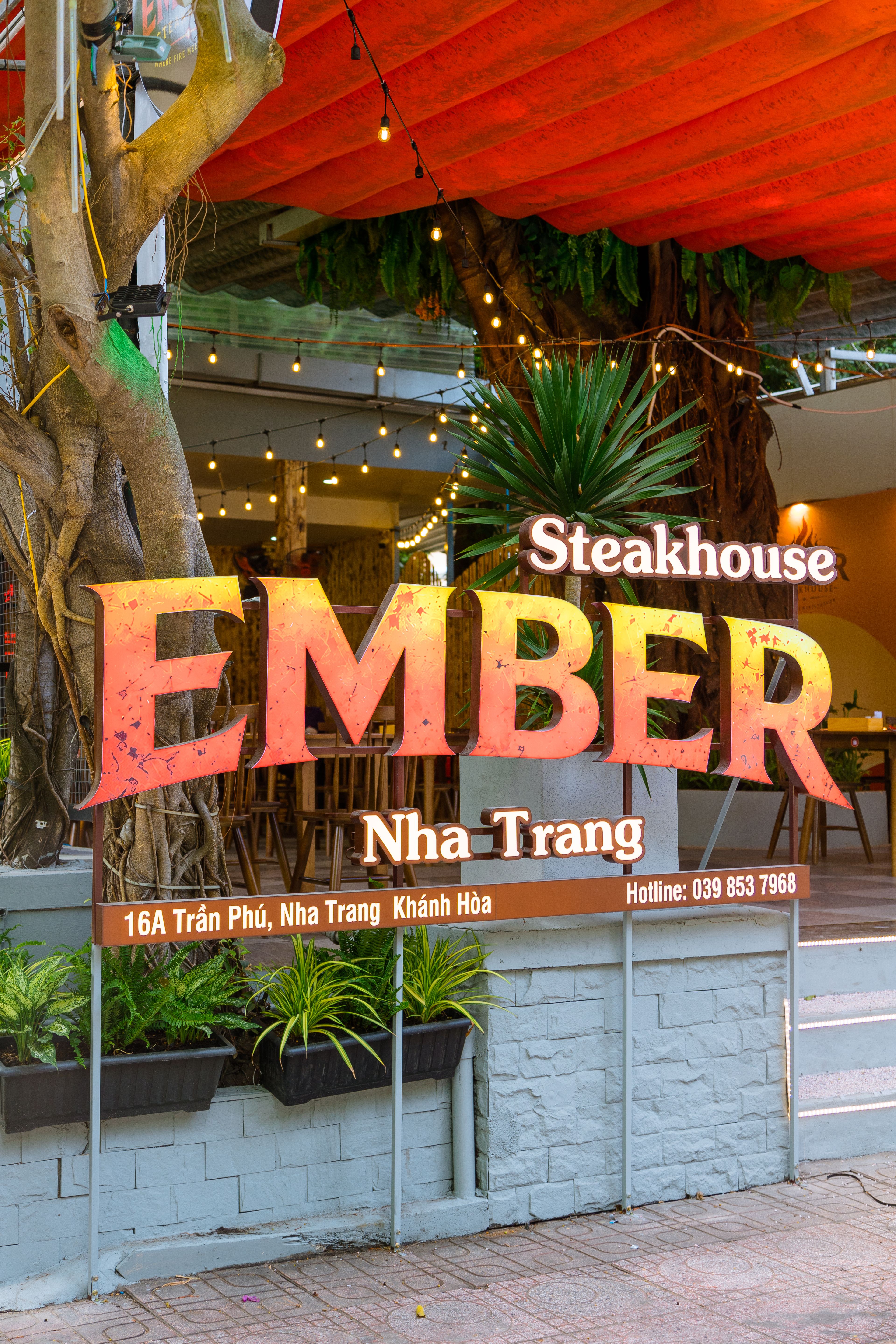 Ember Steakhouse Nha Trang - Hình 4