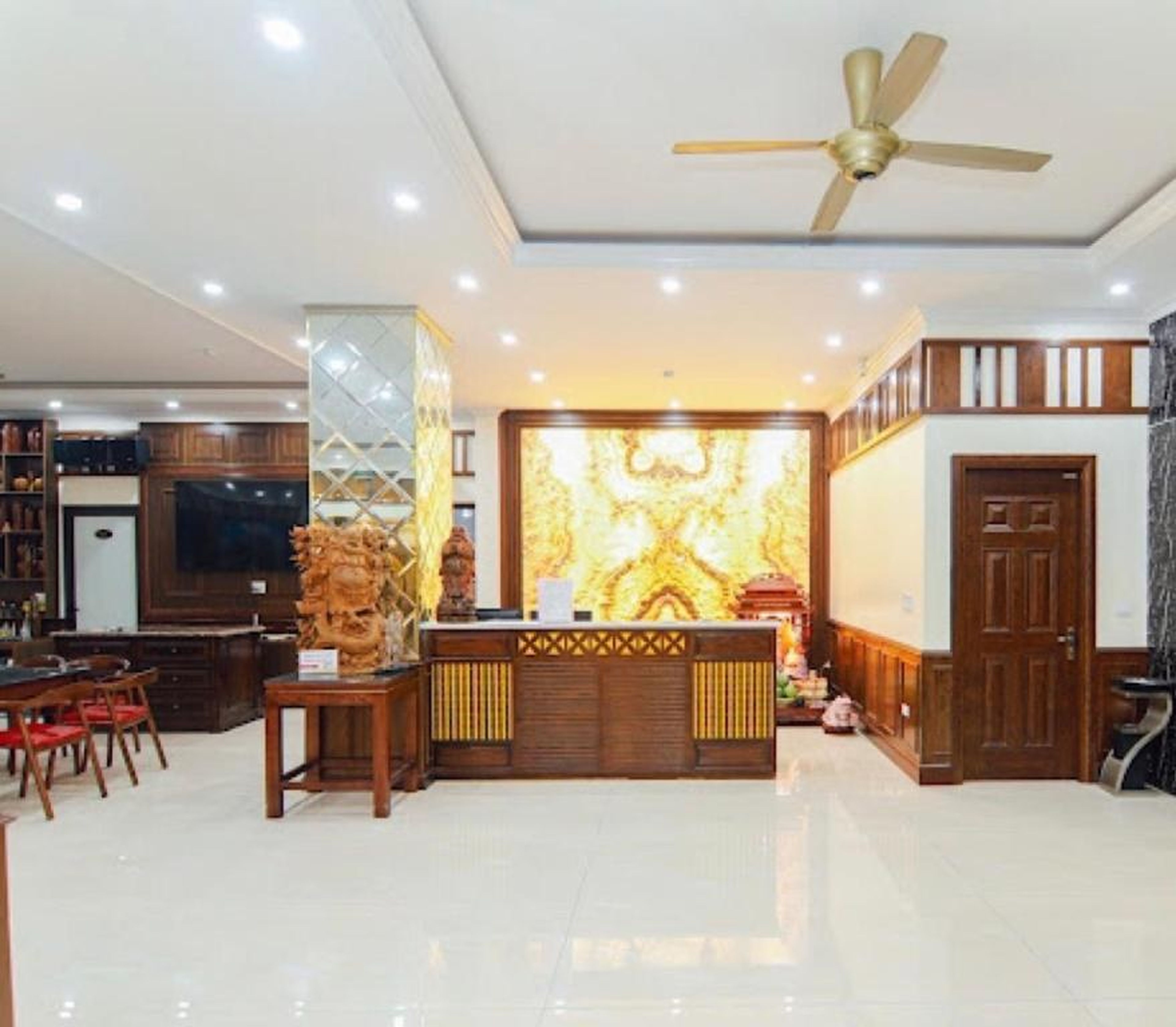 Ruby Halong 6 Hotel - Hình 6