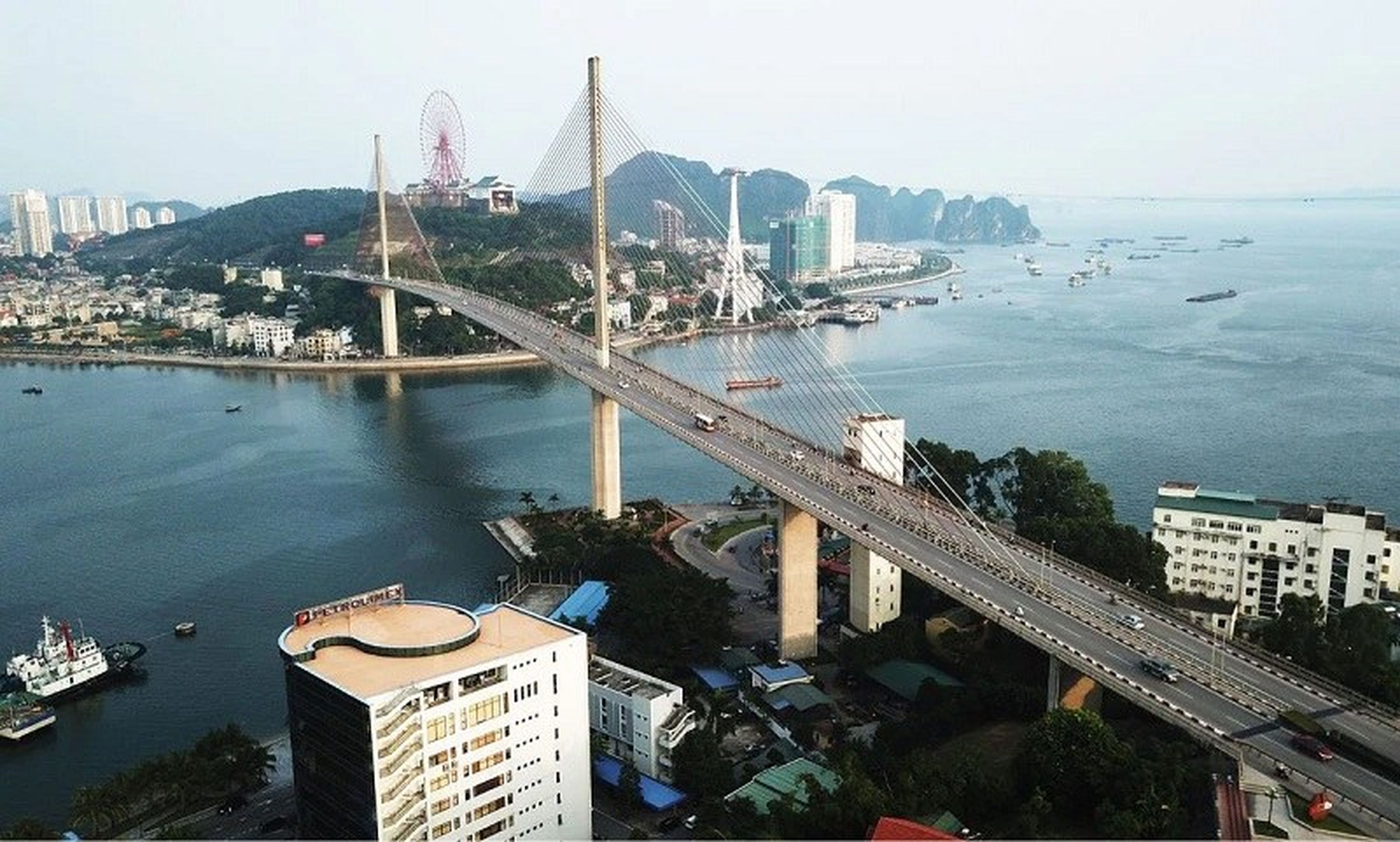 Bãi Cháy Hạ Long: Mảnh ghép dịu mát giữa ngày hè Quảng Ninh - Hình 7