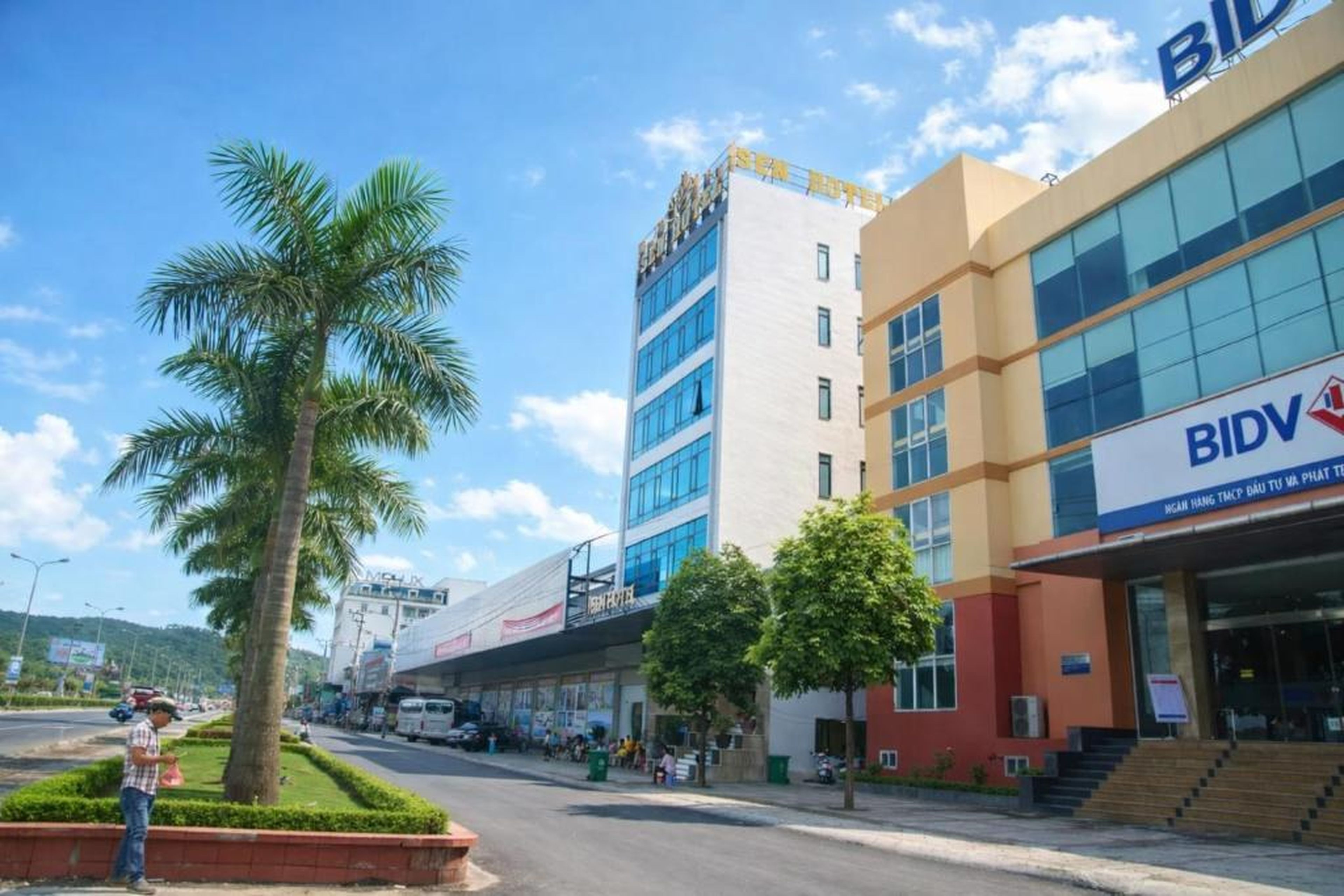 Sen Hotel Hạ Long - Hình 19