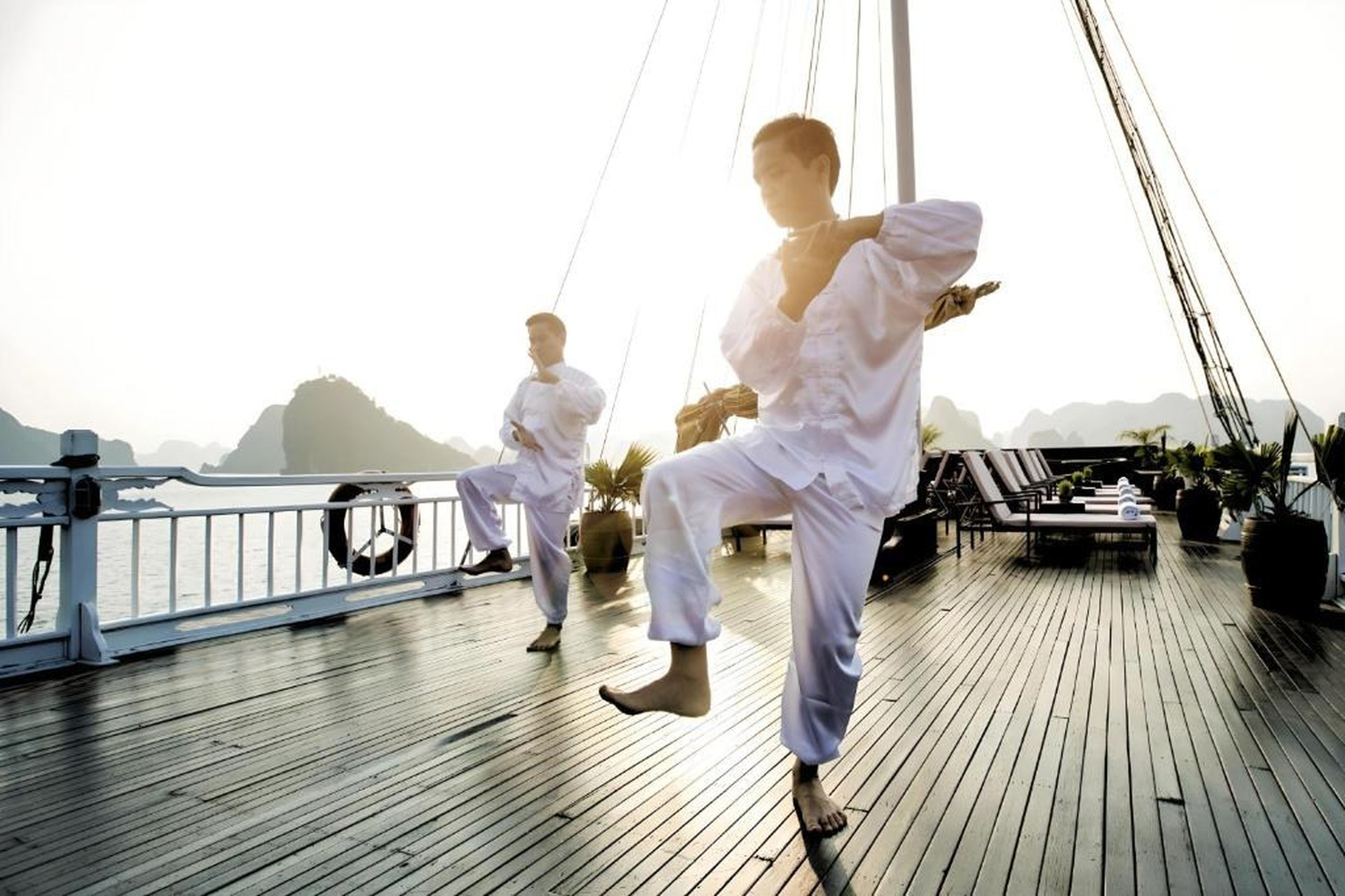 Hera Classic Boutique Cruise - Hình 5