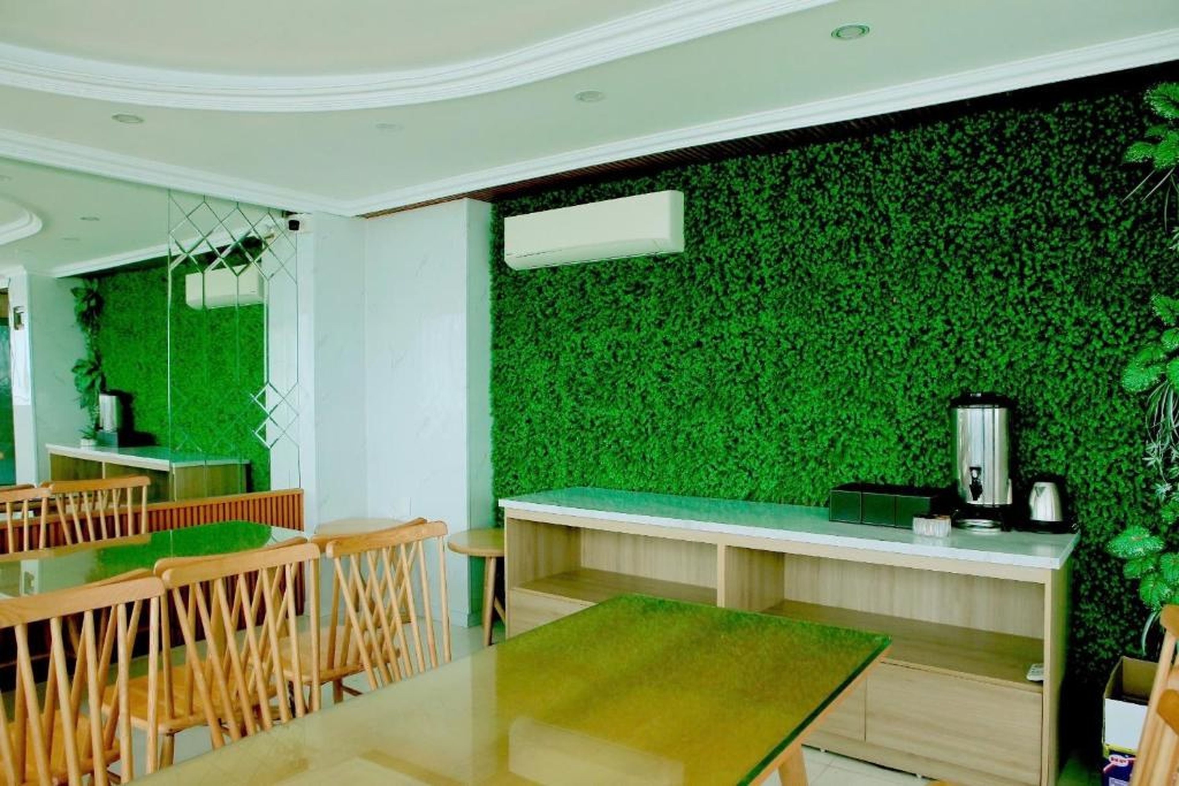 Kim Sentral Hotel - Travel Agency - Hình 44