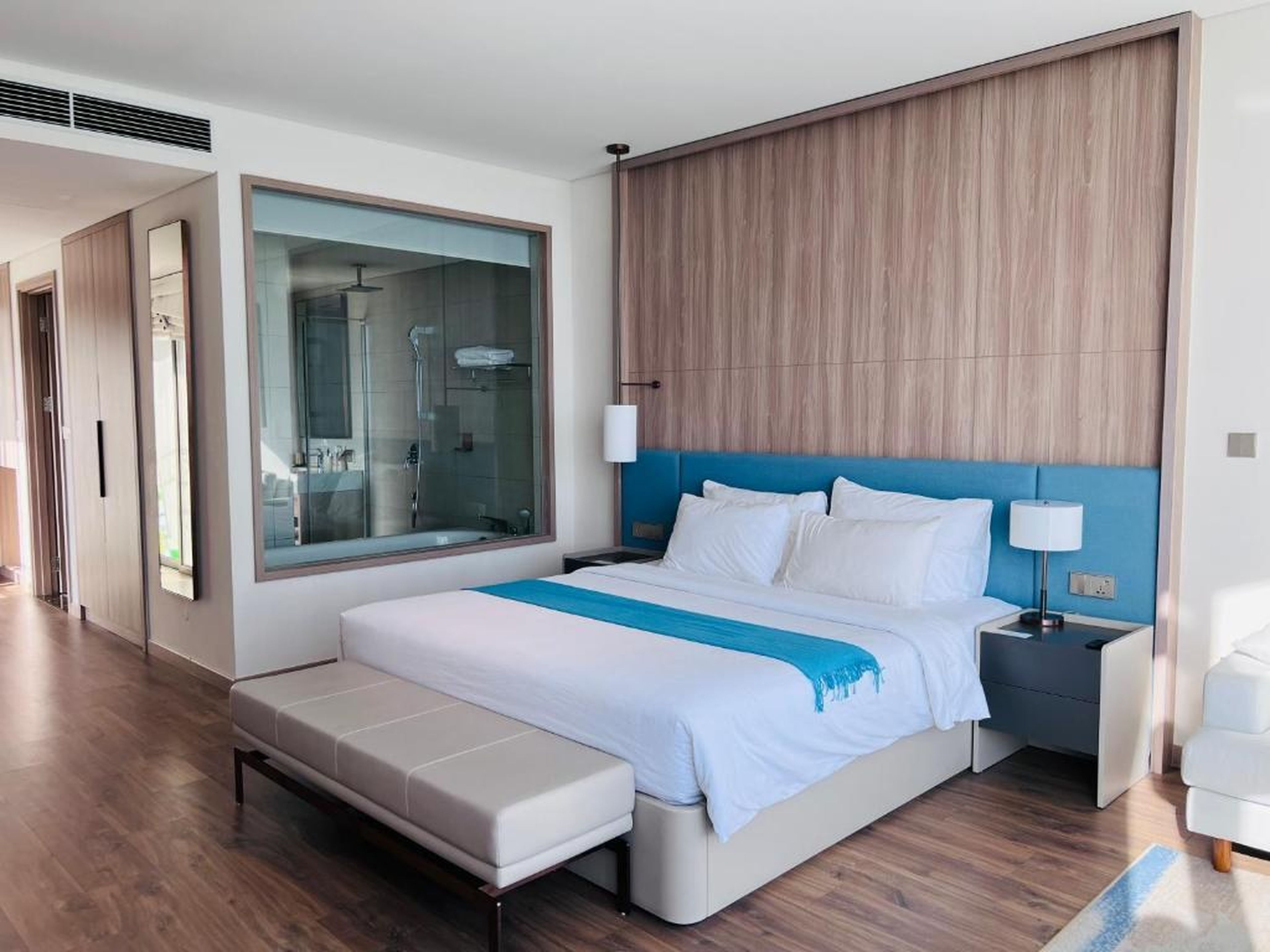 A La Carte Ha Long Apartments by Kevin & Anna - Hình 23