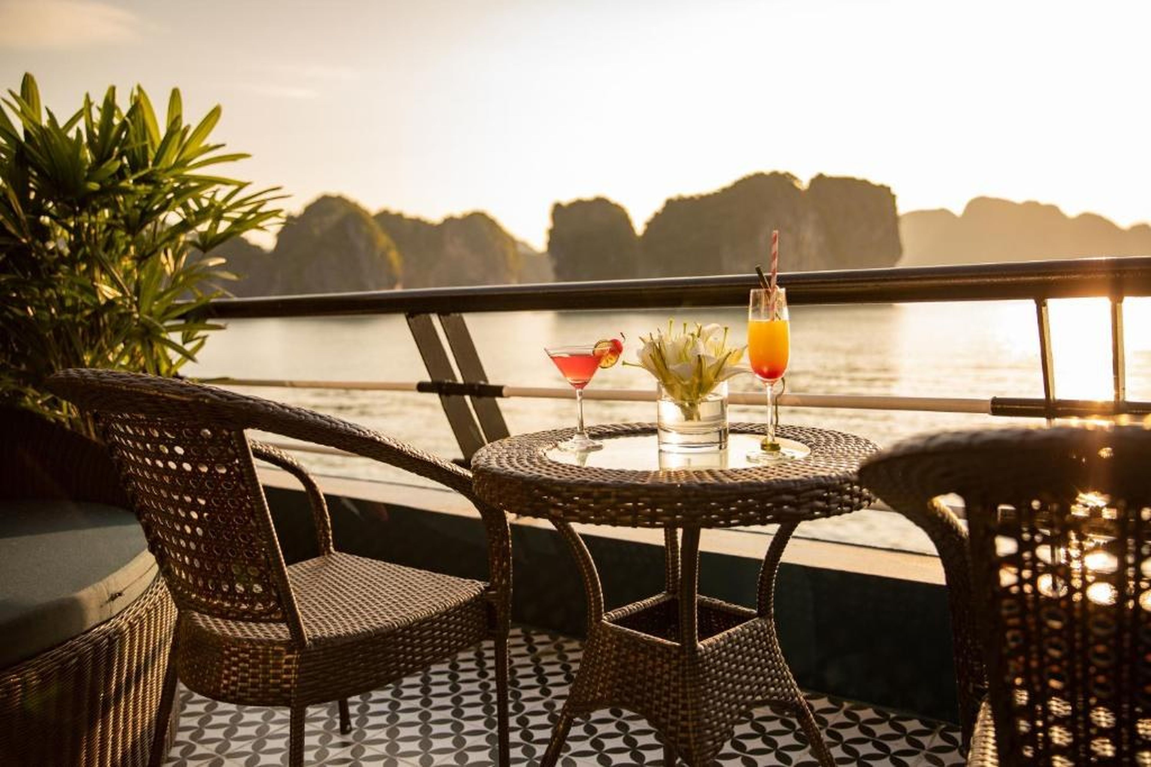 Rosy Cruises - Hình 21