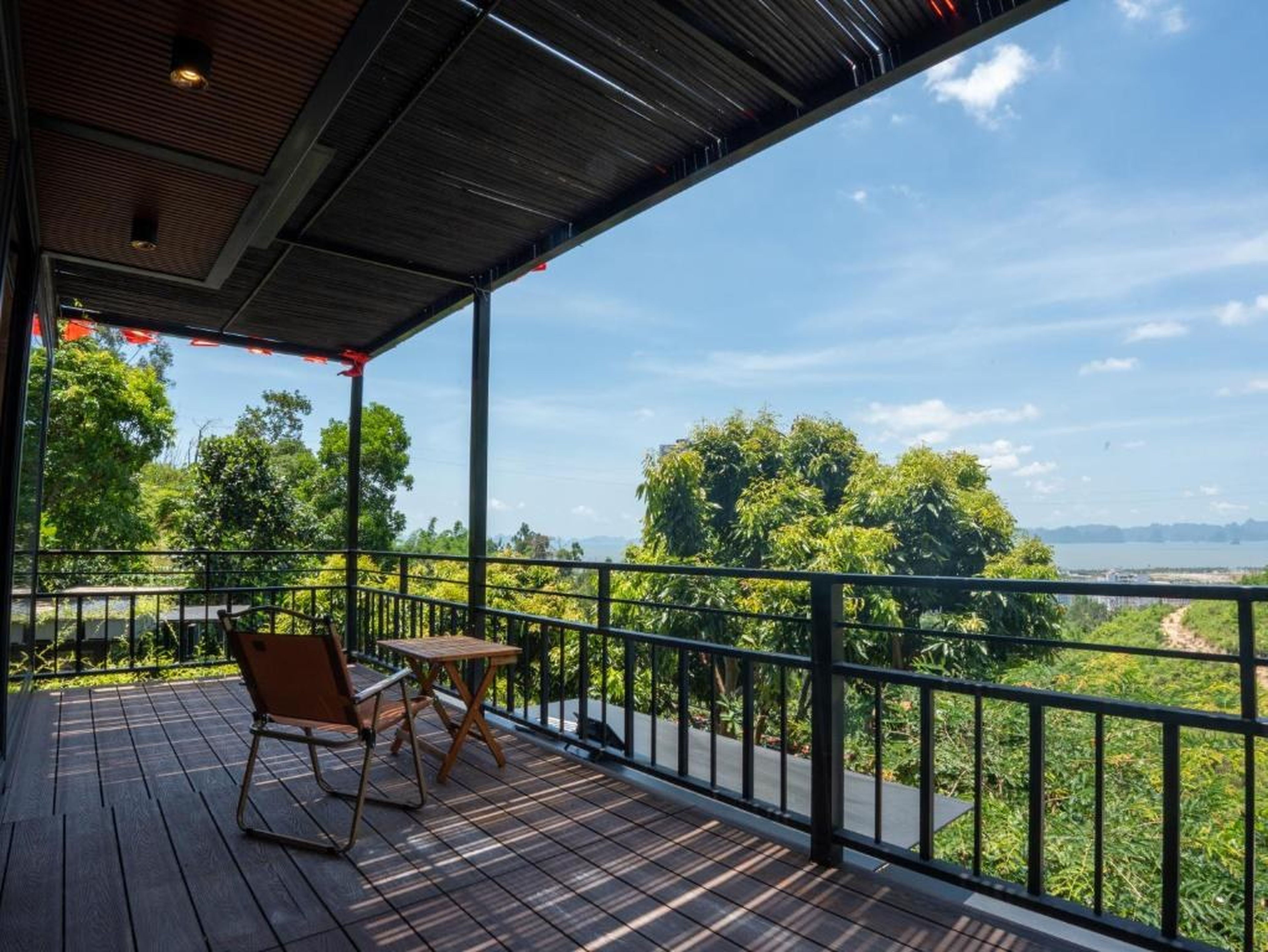 Grove by May5 Ha Long - Hình 31