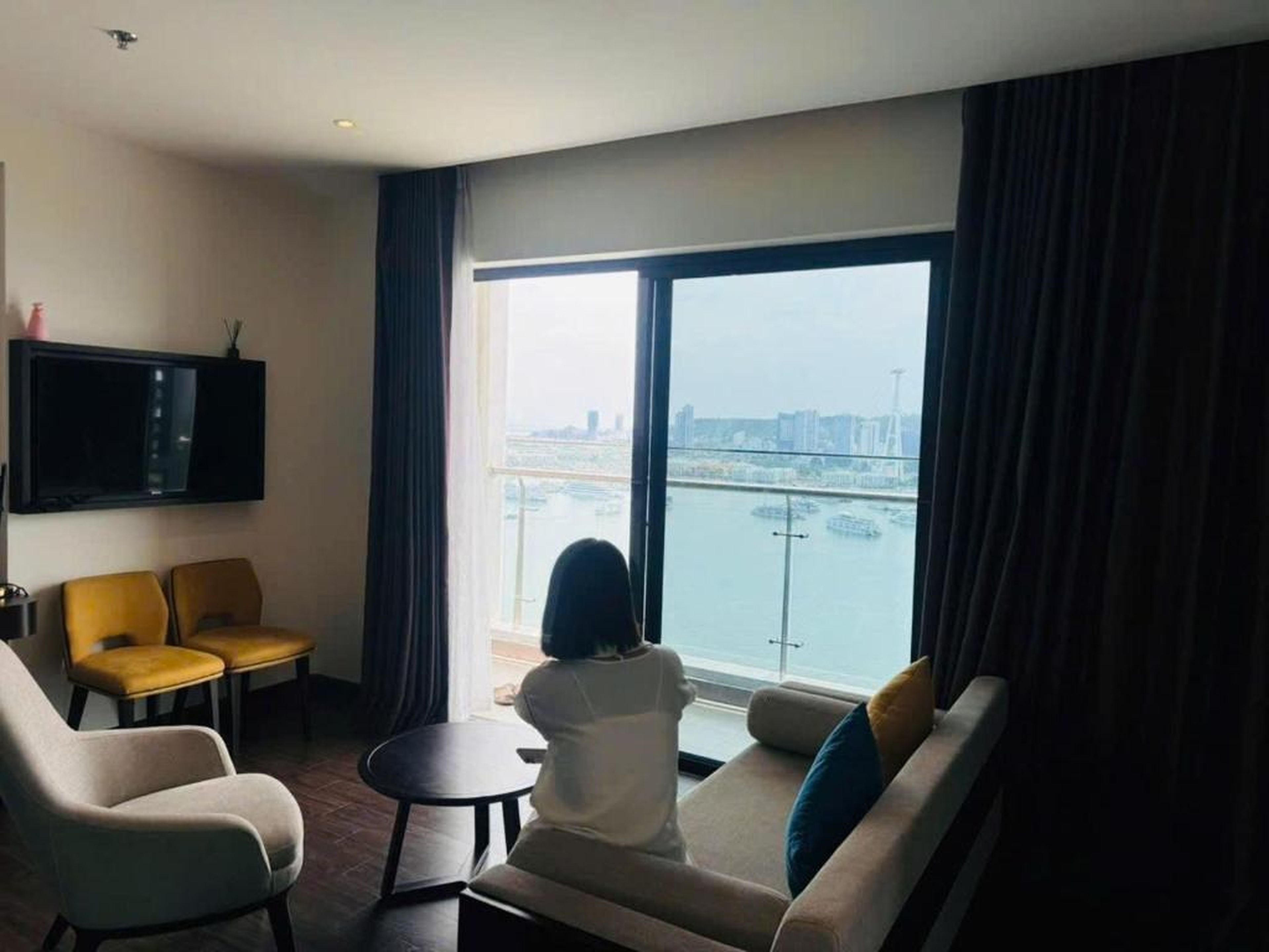 The Saphire Ha Long - TranThuy Sea View Apartment - Hình 37