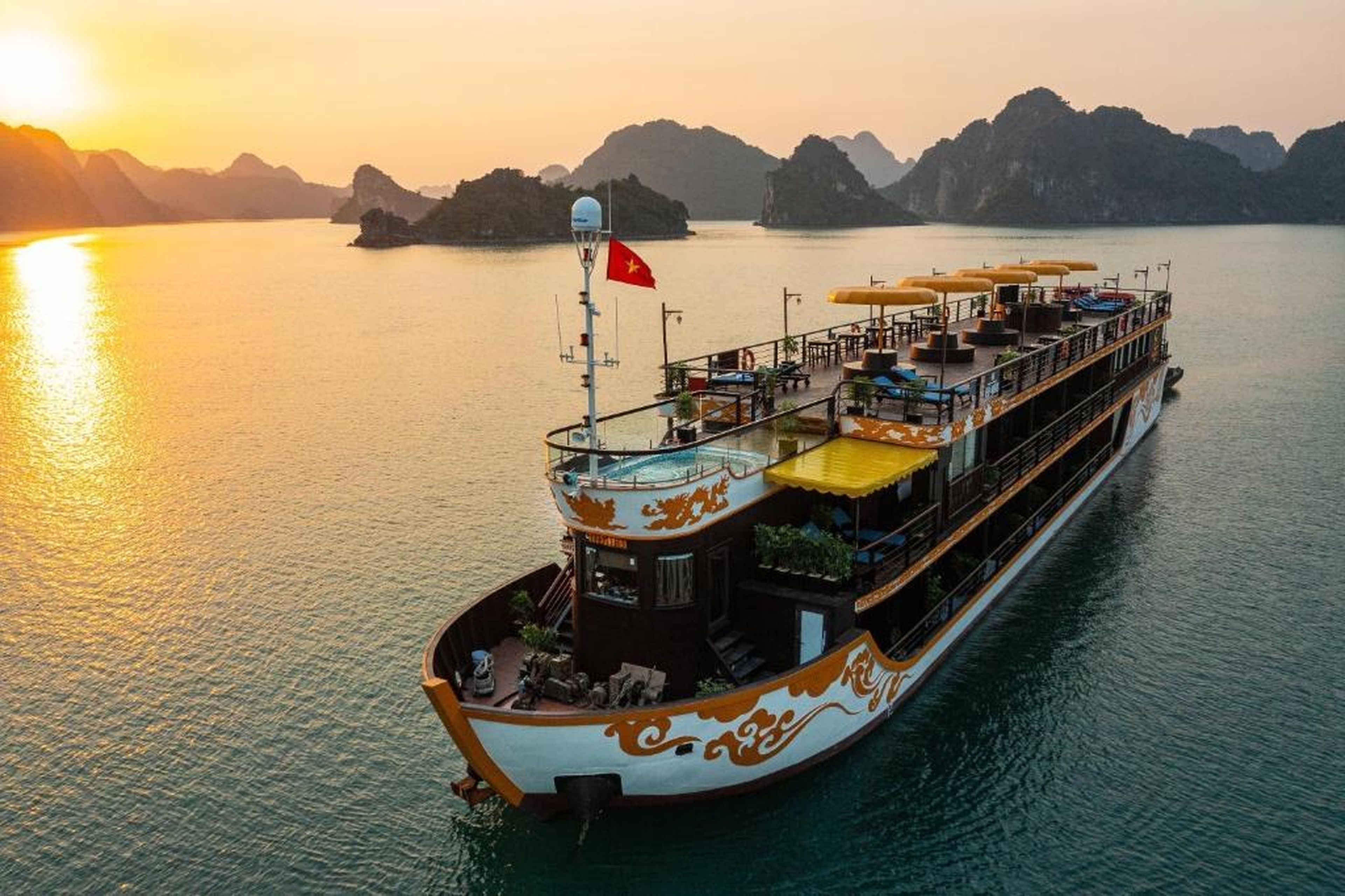 Nostalgia Halong Cruise - Hình 8