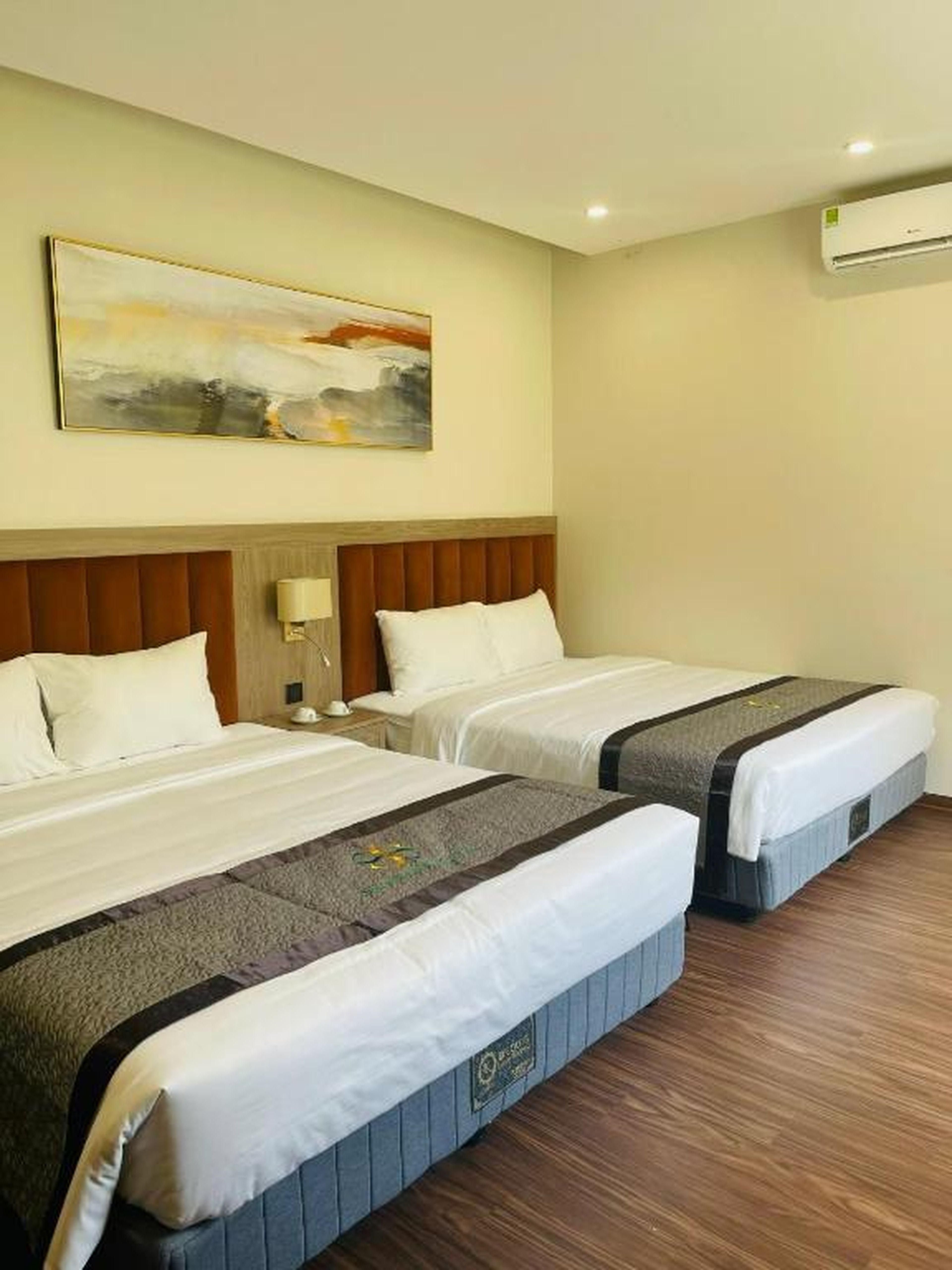 Ha Long Seasun Hotel - Hình 17