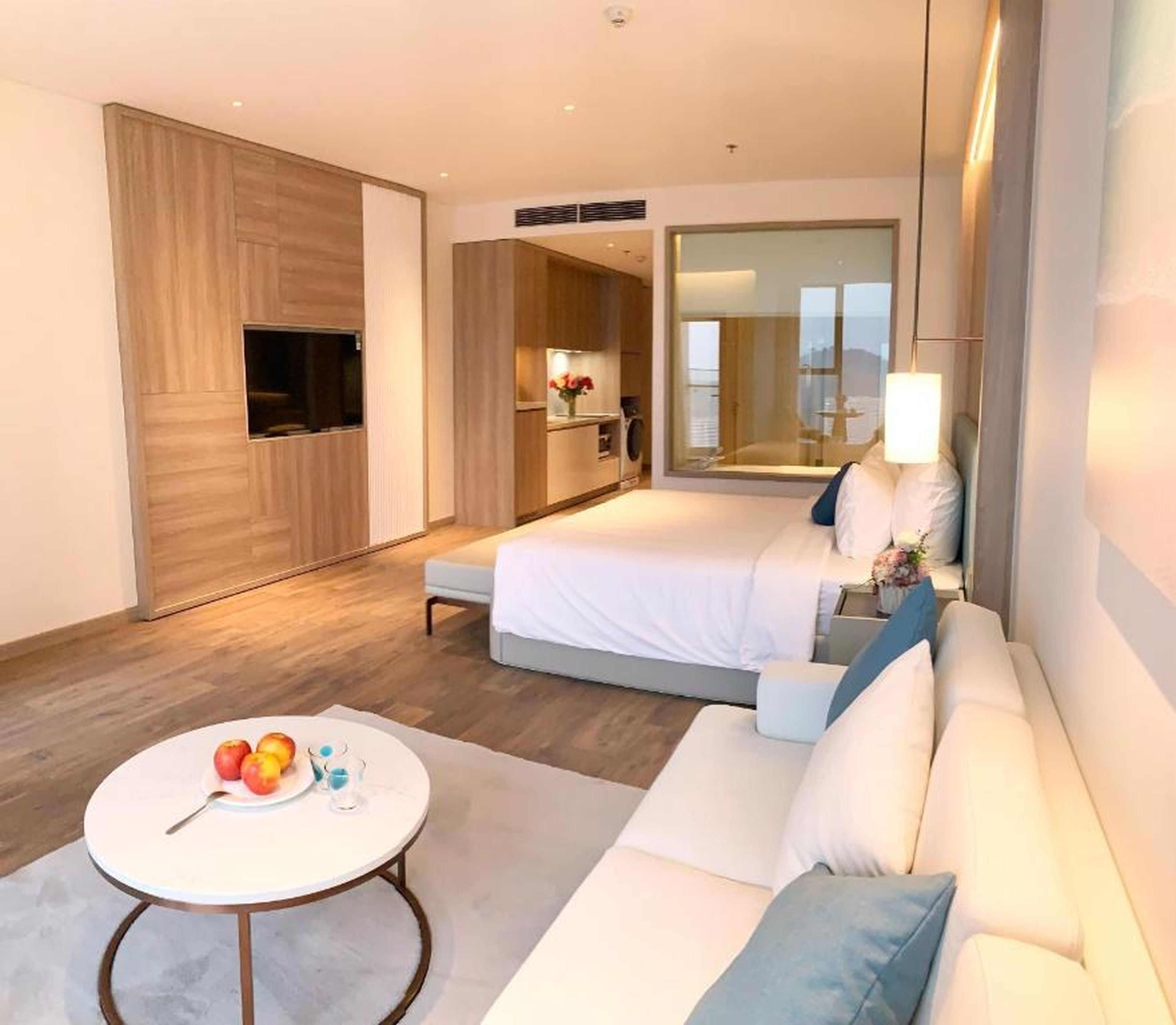 HB Serviced Apartment - Alacarte Hạ Long - Hình 22