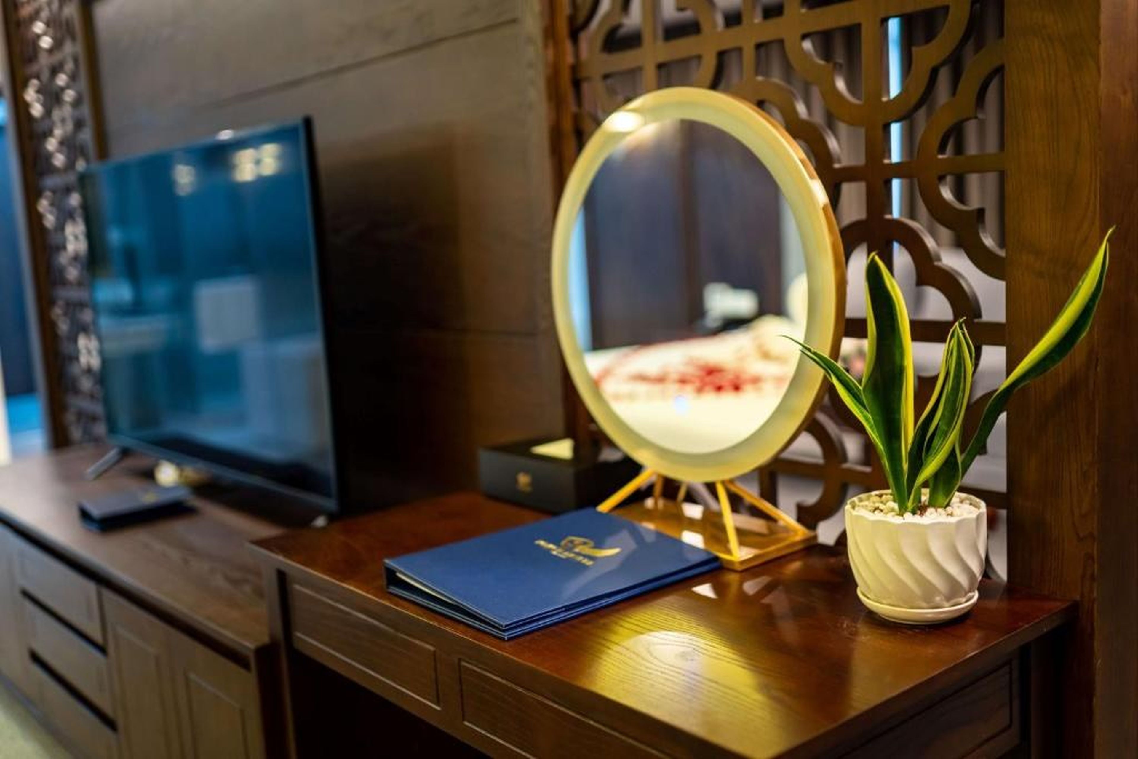 Peace Hotel Hạ Long - Hình 39