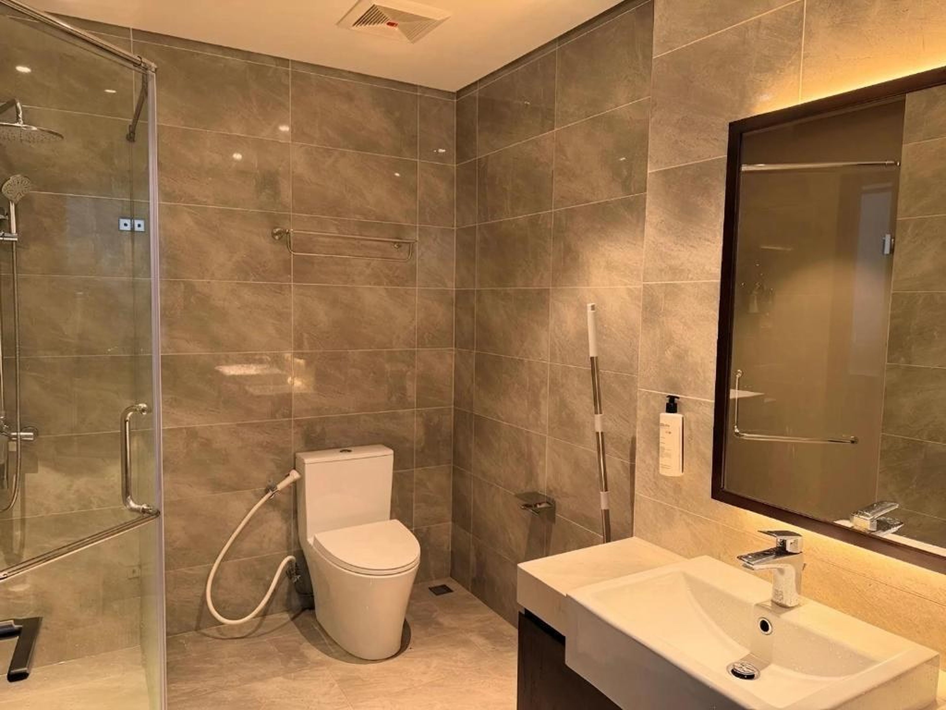 The Sapphire Ha Long - Ocean View Apartment - Pool - Hình 49