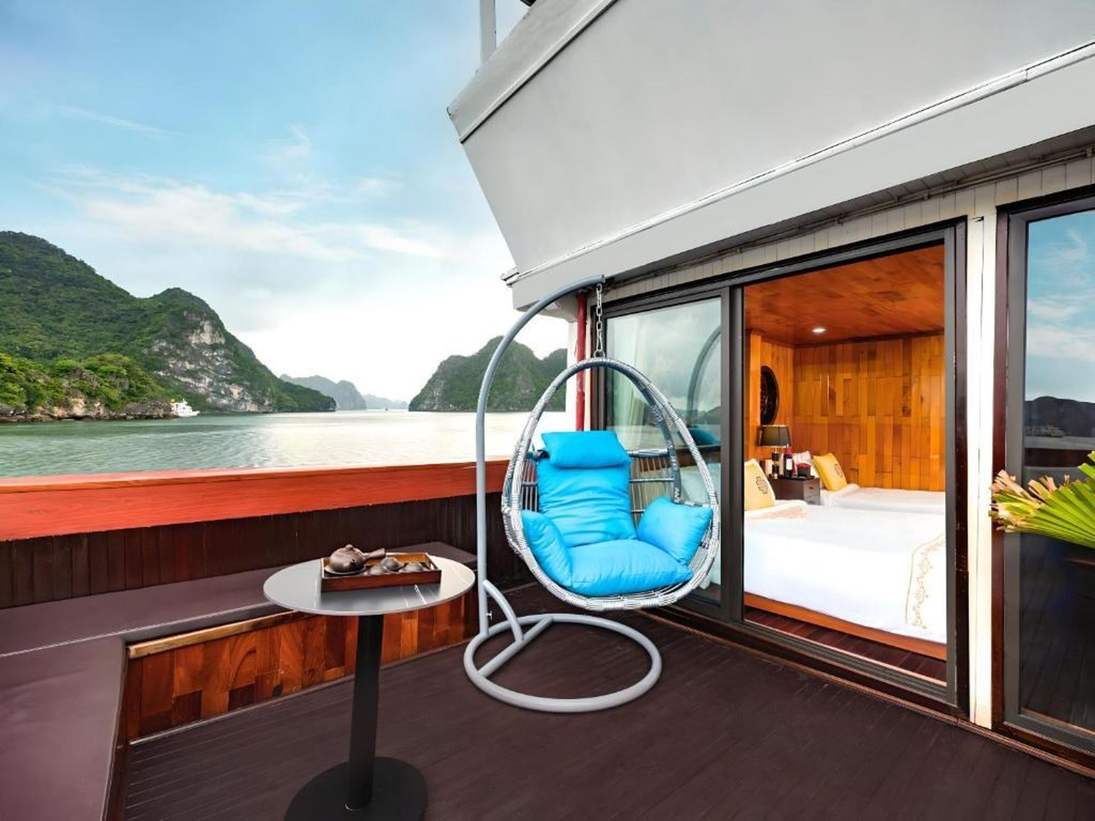 Hera Classic Boutique Cruise - Hình 27