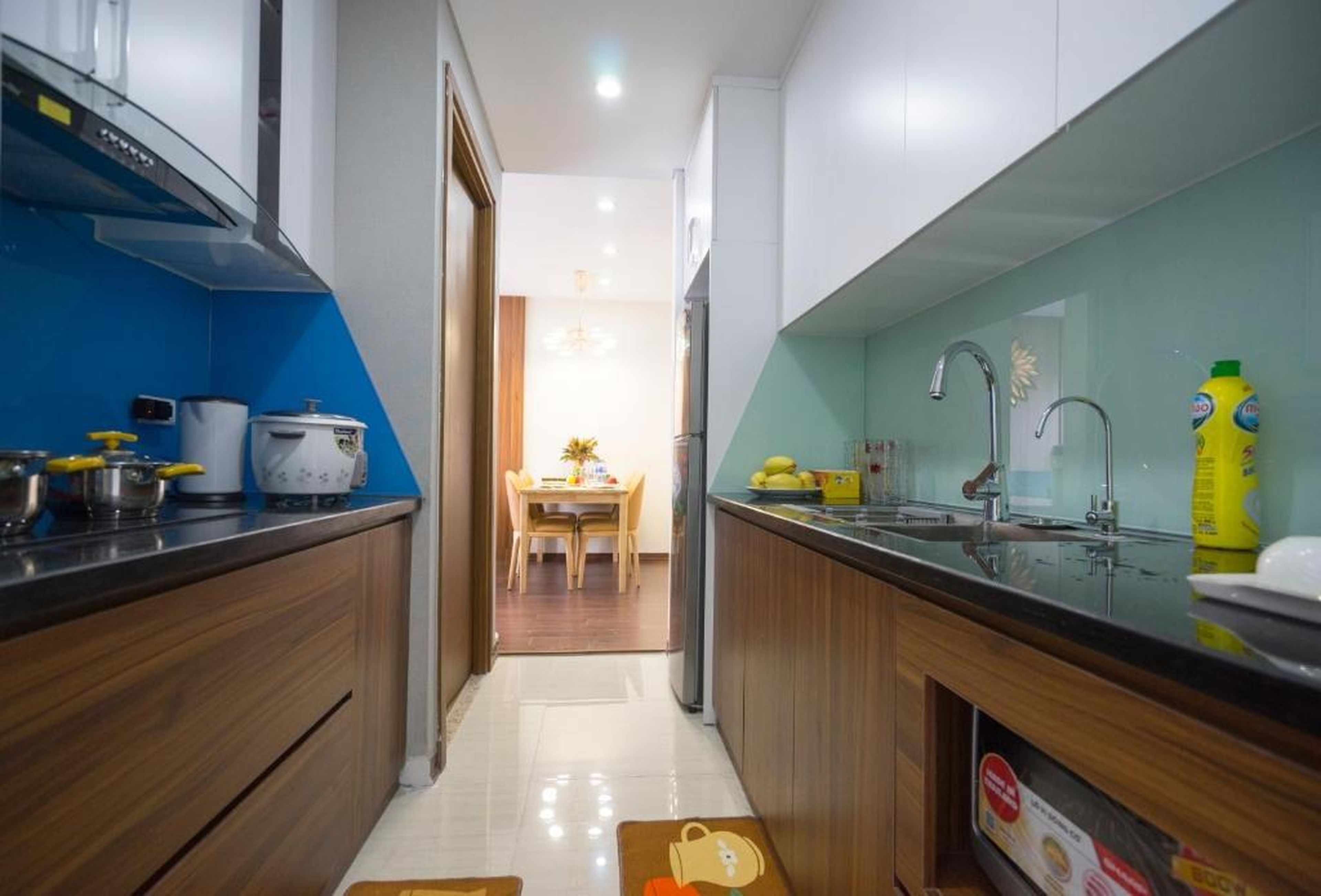 *Ha Long Homestay @ Sunrise Apartment - 2 BR - Hình 20