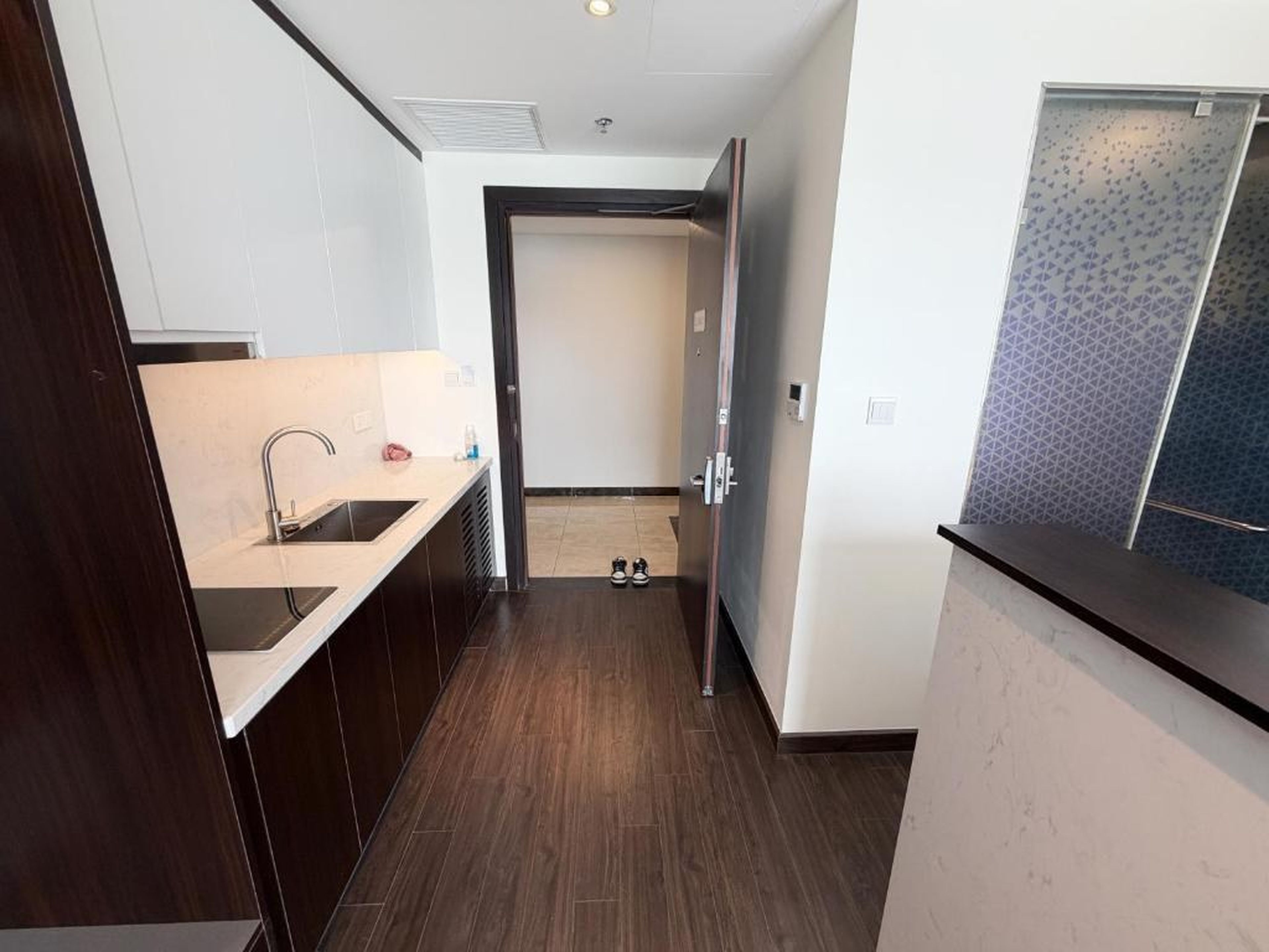 Sapphire Ha Long Apartment - Sea View - Hình 20