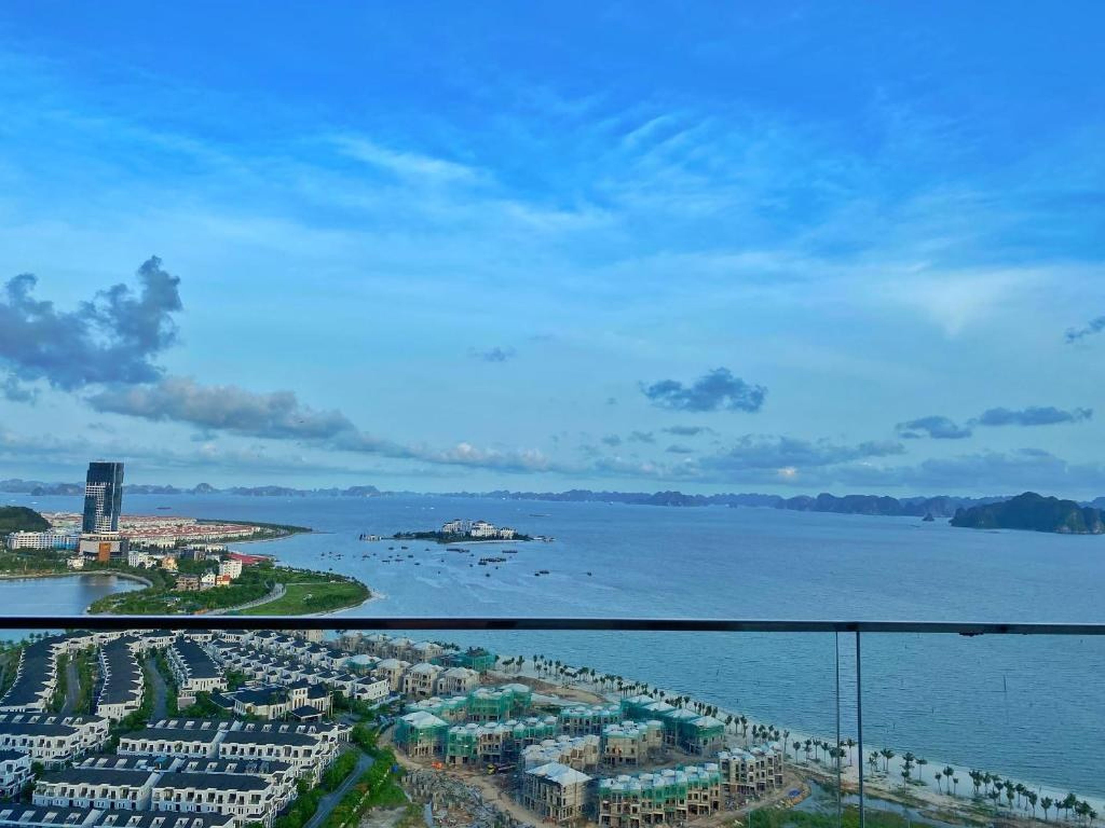 Paradis Homestay Marina Ha Long - Hình 27