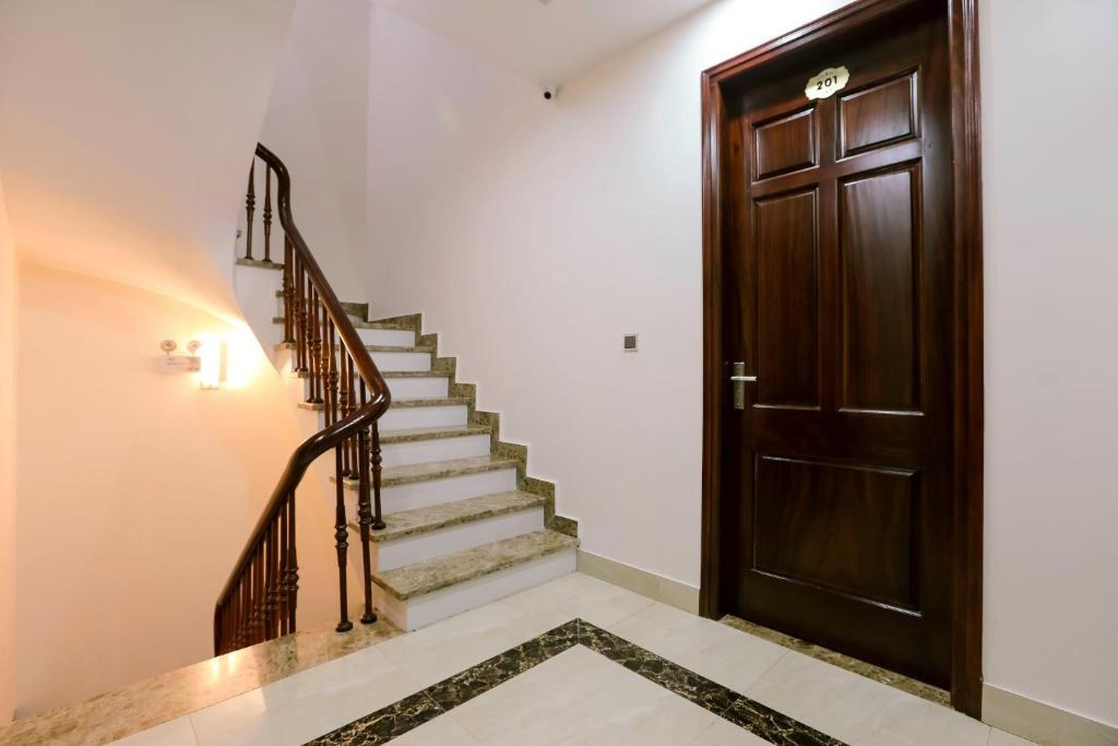 MANAROLA Hotel Bãi Cháy - Hình 32