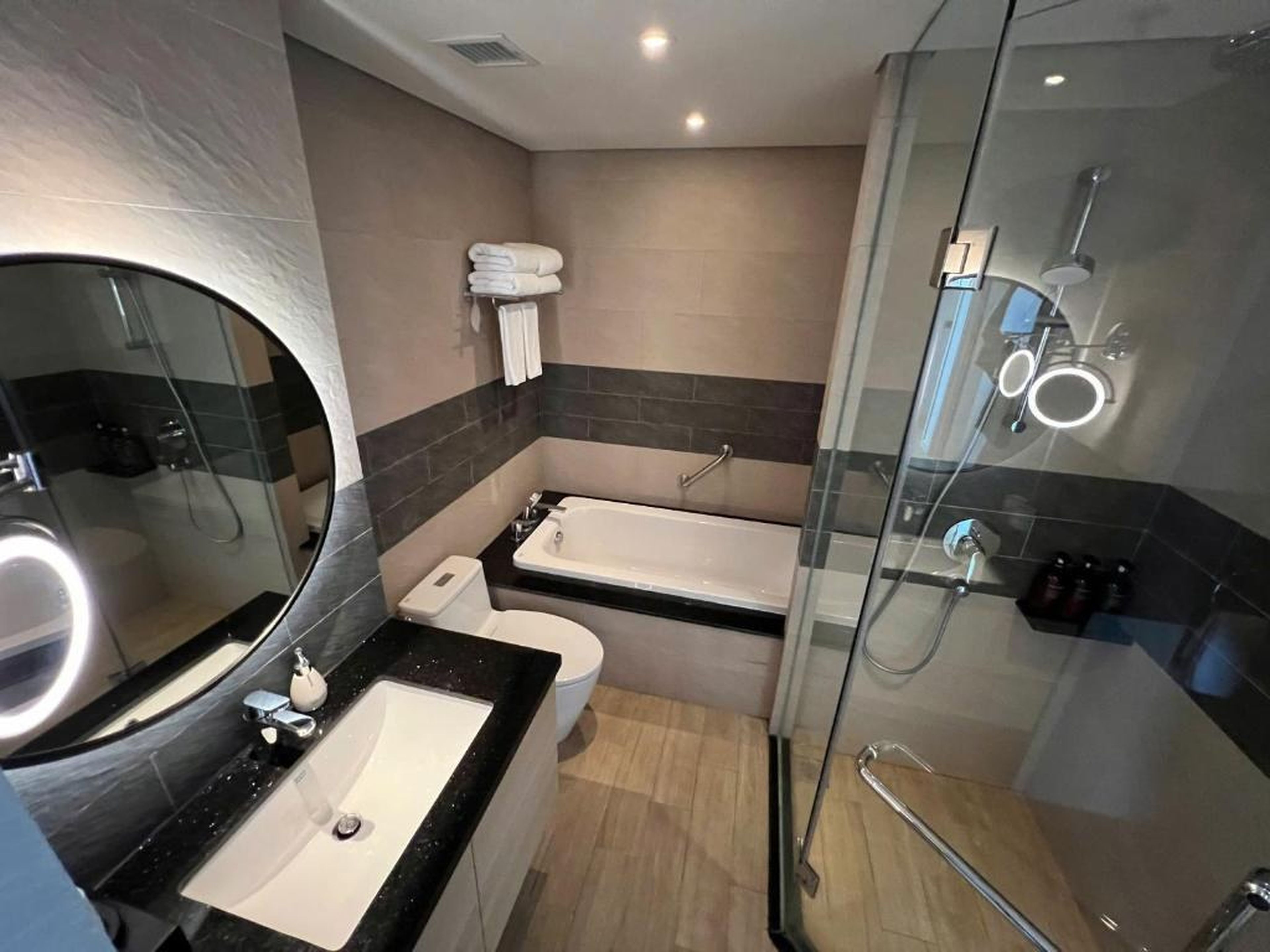 Kay Homestay A810 Citadines Hạ Long View Biển - Hình 25