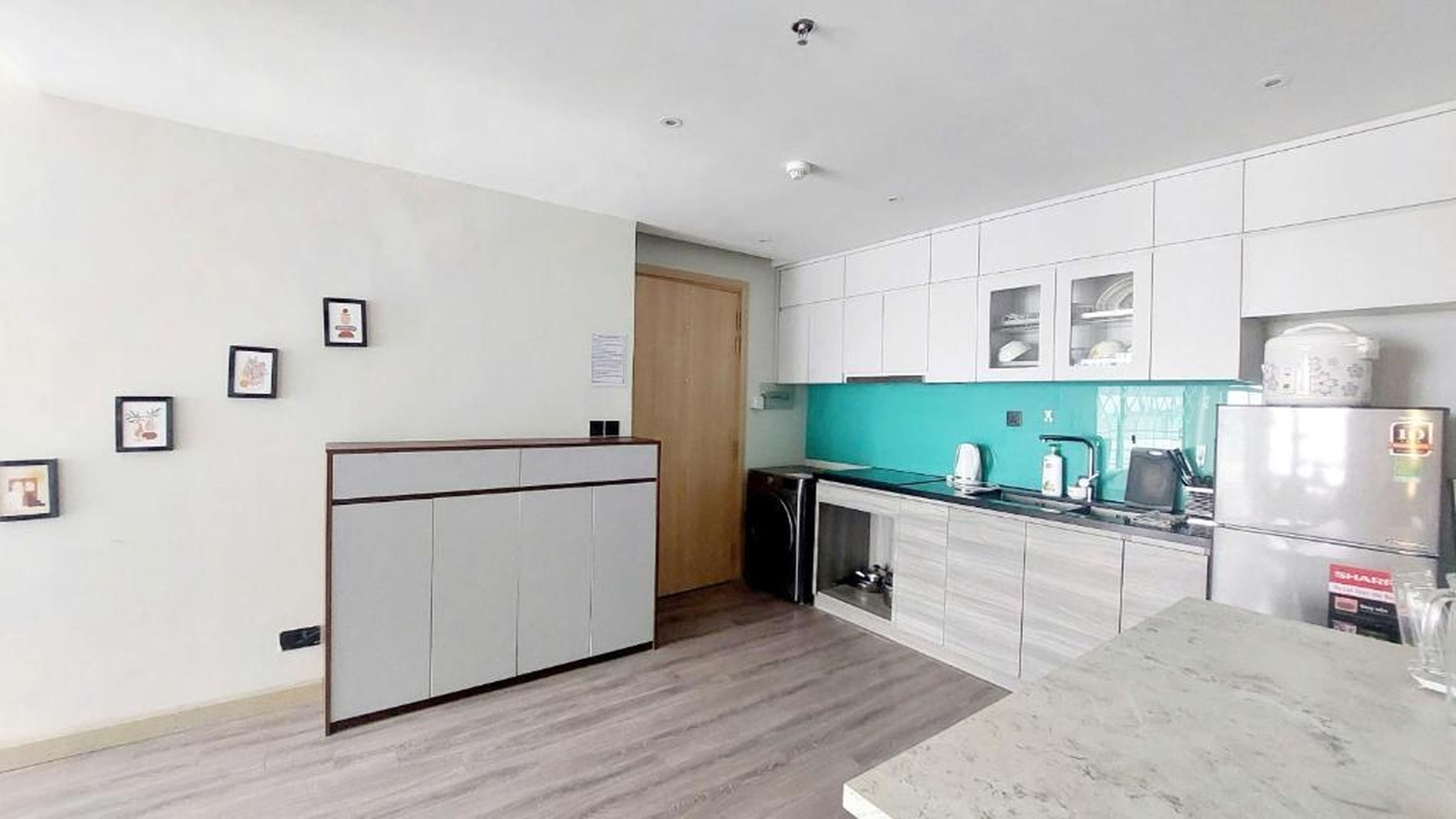 Sweet Home - Homestay apartment system at Citadines Marina Ha Long building - Hình 13