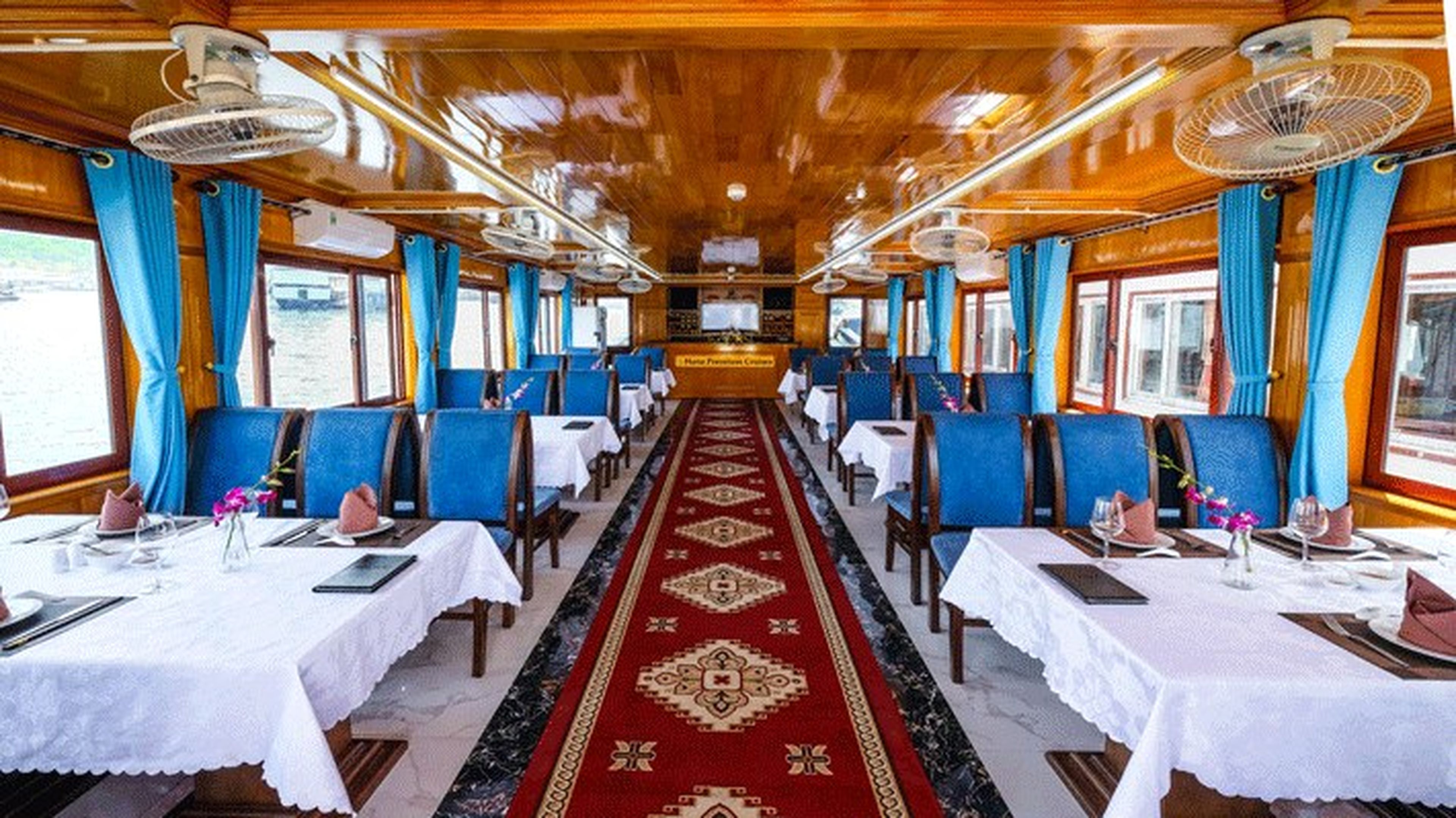 1-Day Ha Long Tour: Luxury Leisure on Hana Premium Cruise - Hình 3