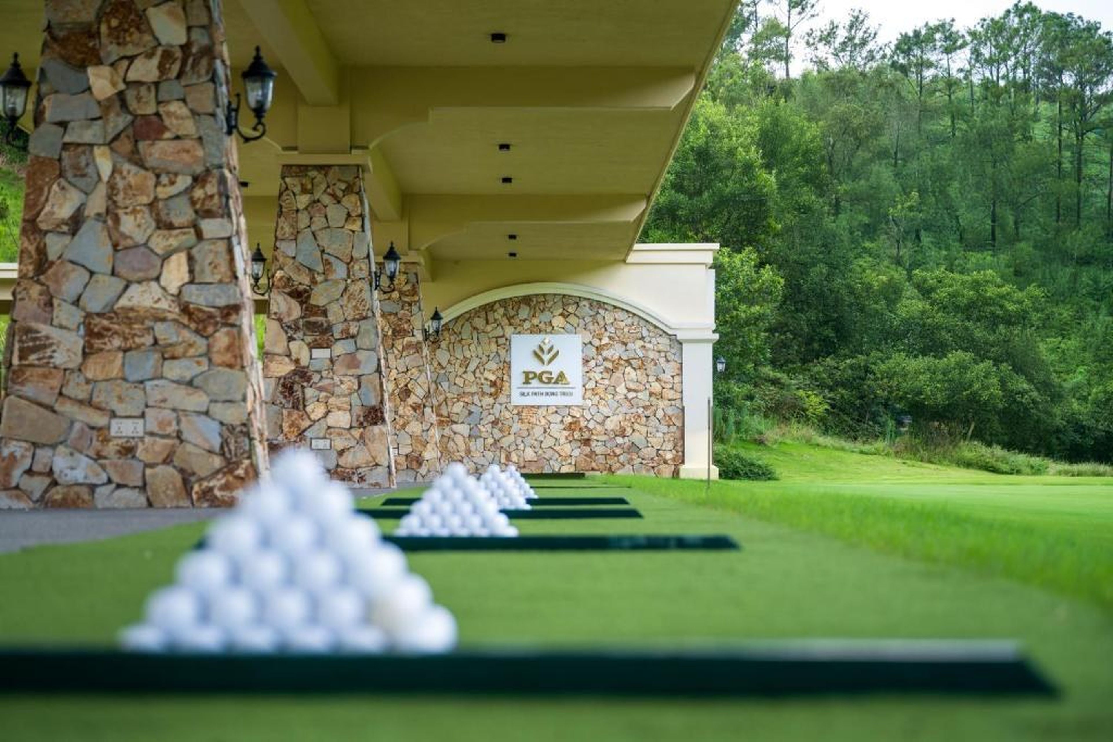 Silk Path Dong Trieu Golf Course & Villas - Hình 37
