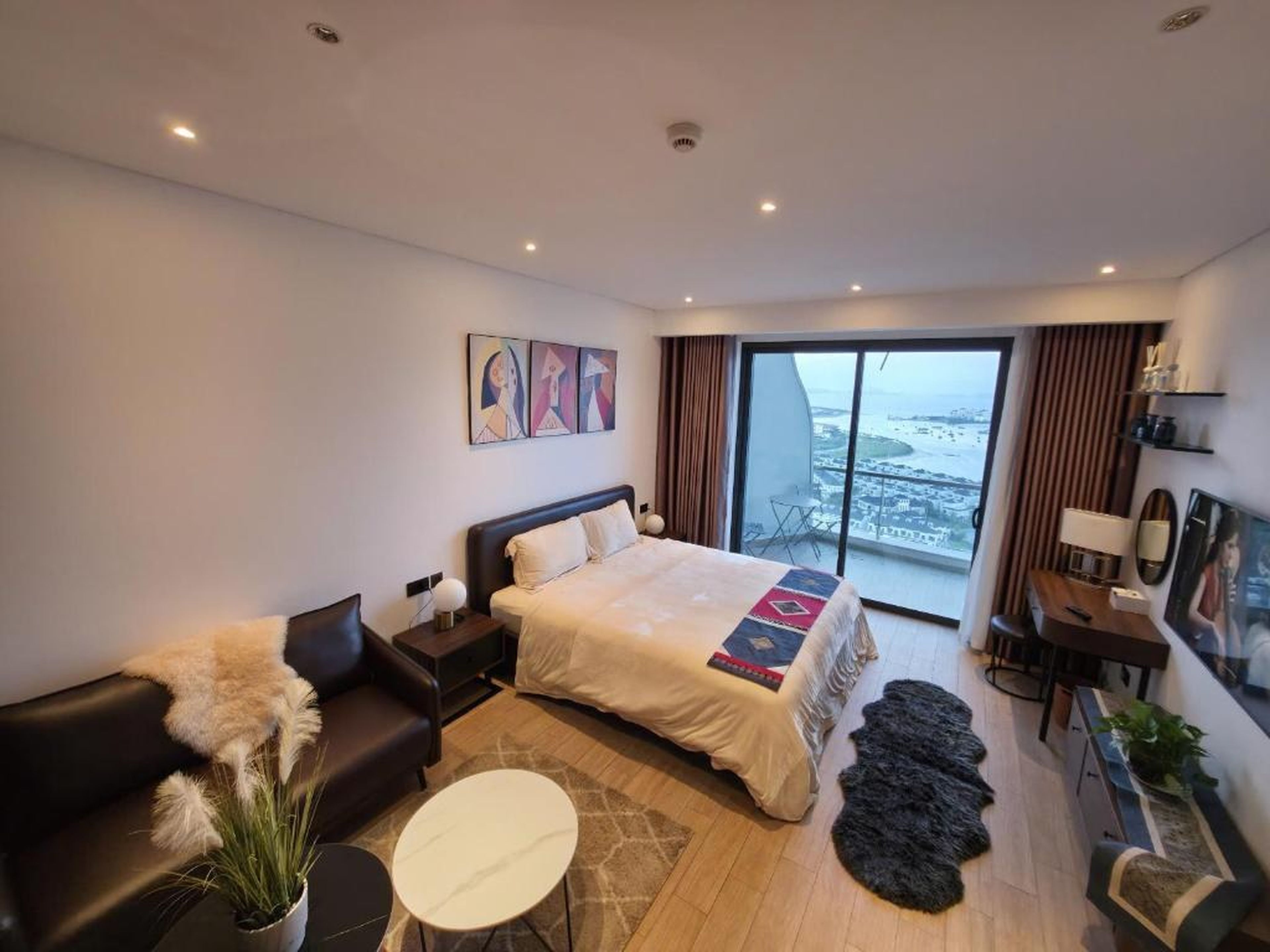 Terra Bay Homestay - Hình 12