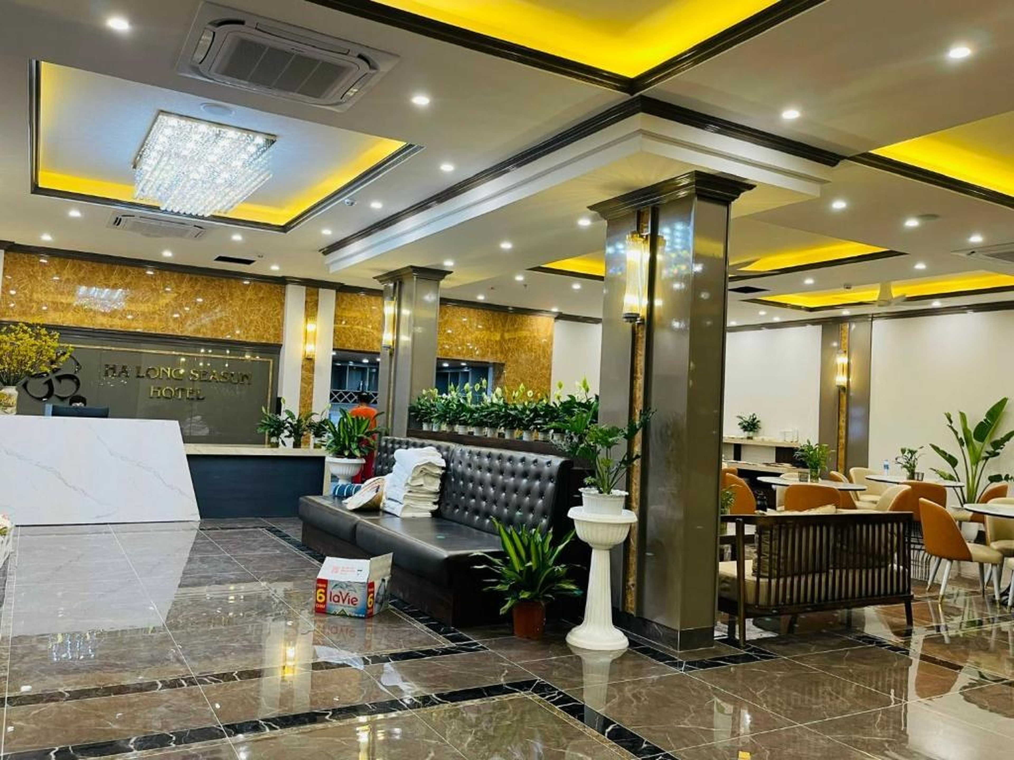 Ha Long Seasun Hotel - Hình 16